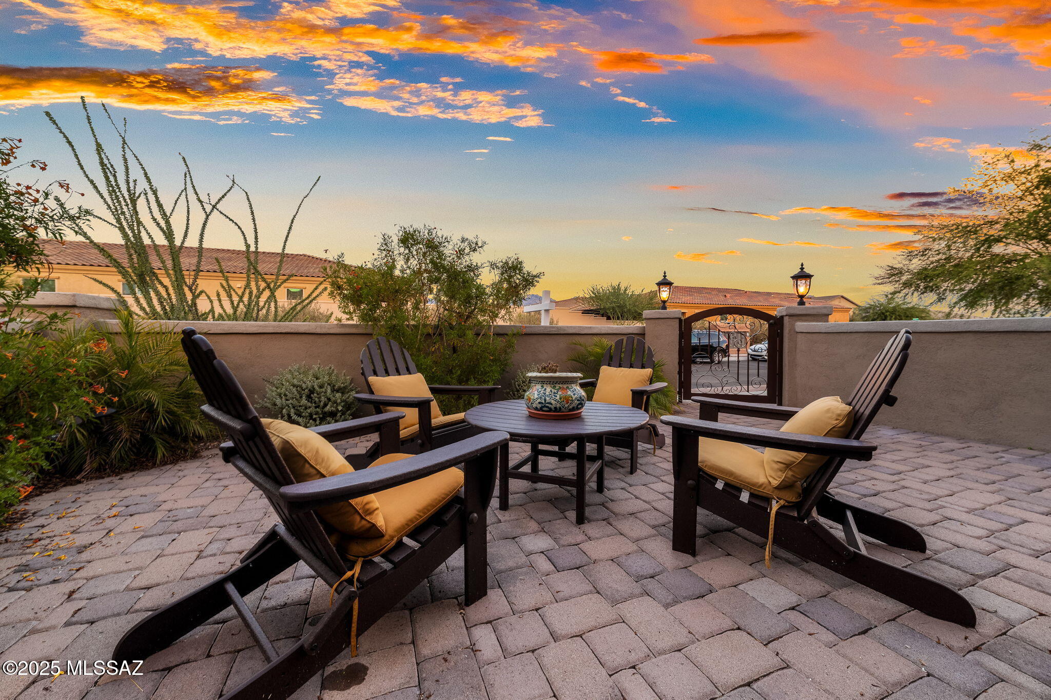 13265 N Rainbow Cactus Court