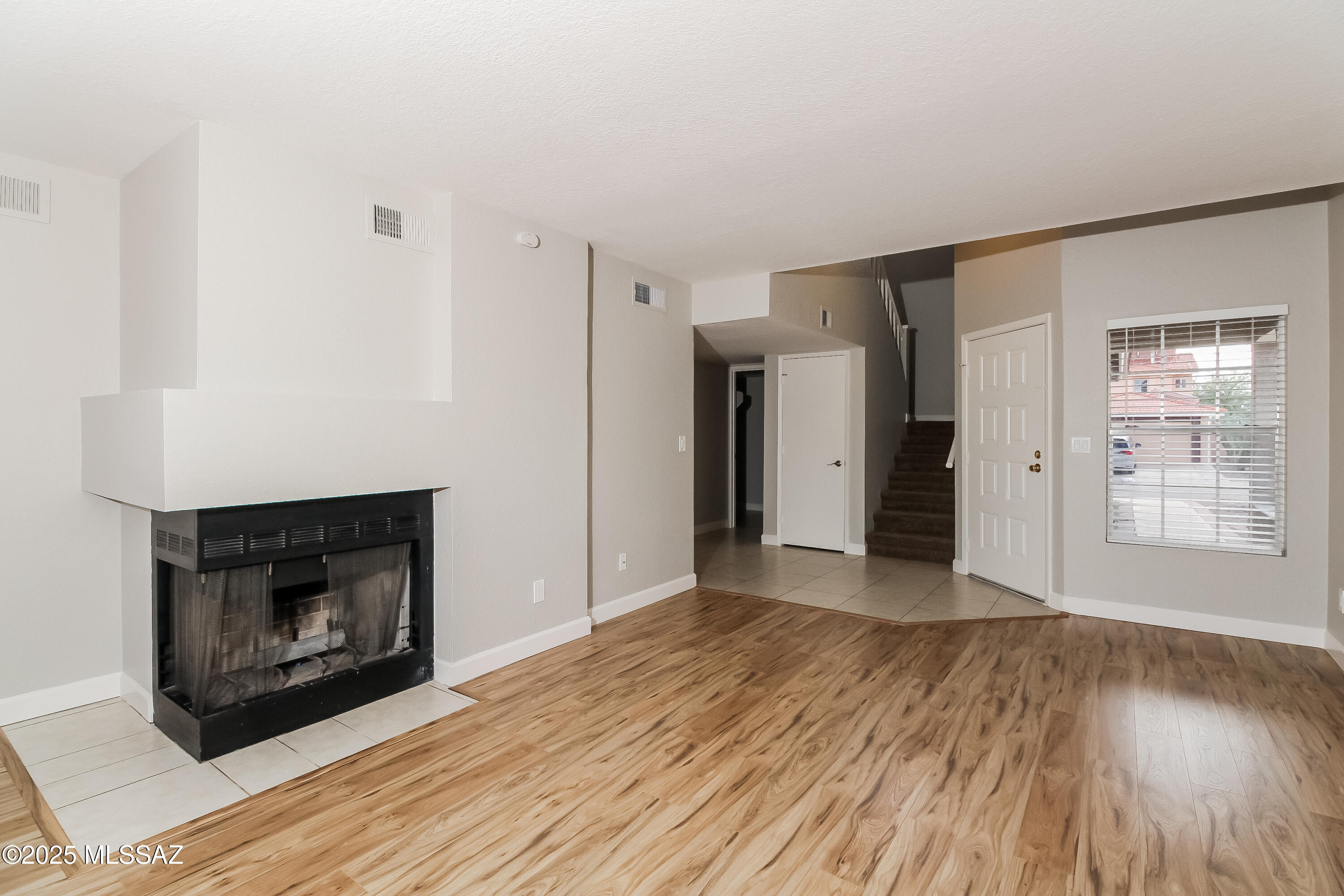 Countryside Vista (387-602) - Residential Lease
