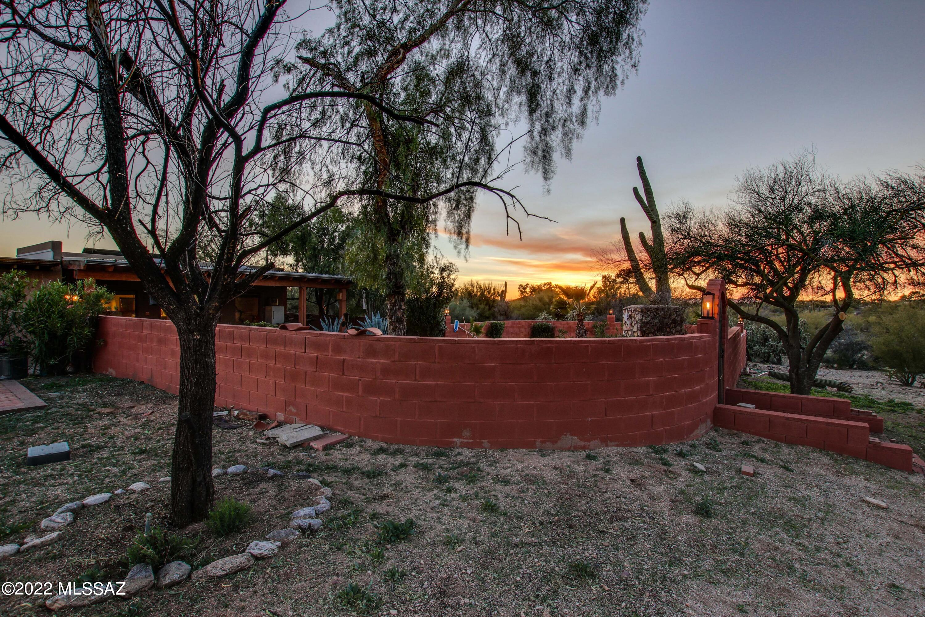 Beverly Hills of Tucson - Residential