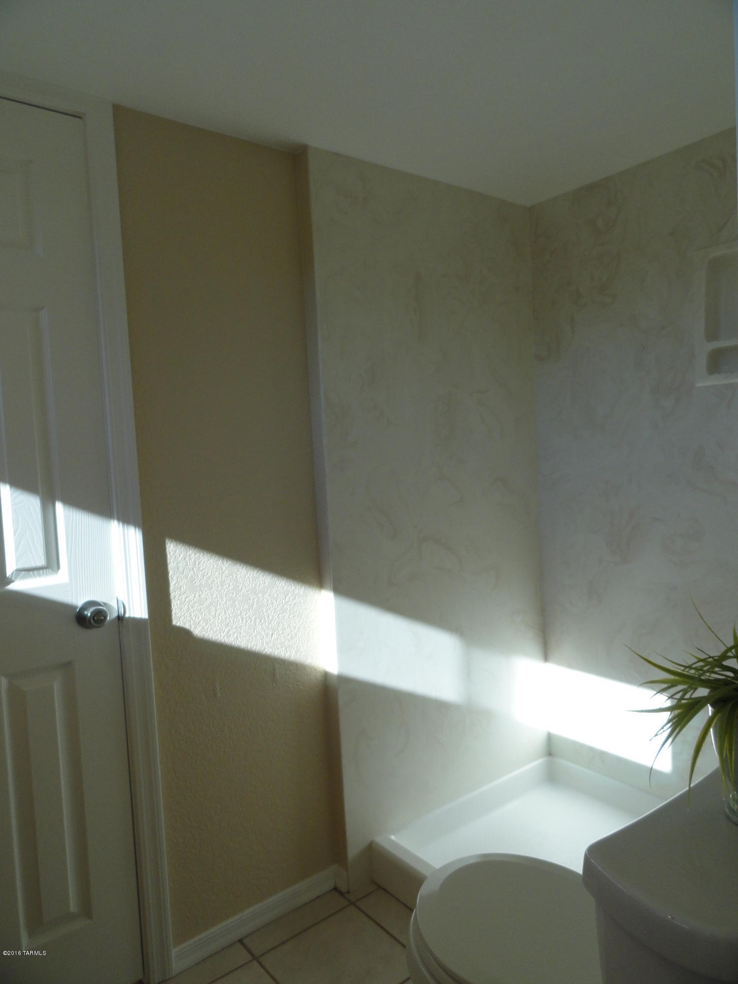 Miramonte Terr - Residential