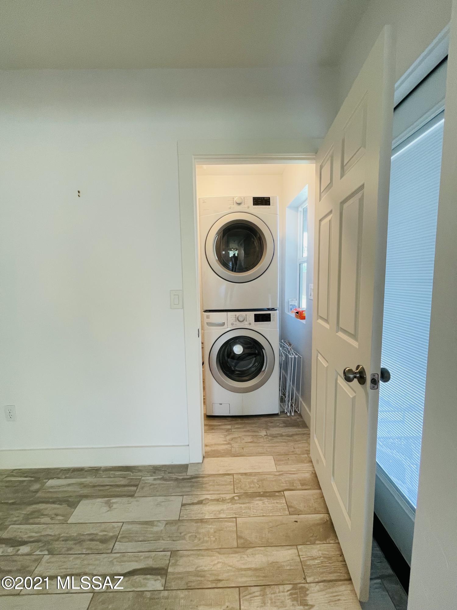 Menlo Park, Menlo Park Annex & South Menlo Park Amended - Residential Lease