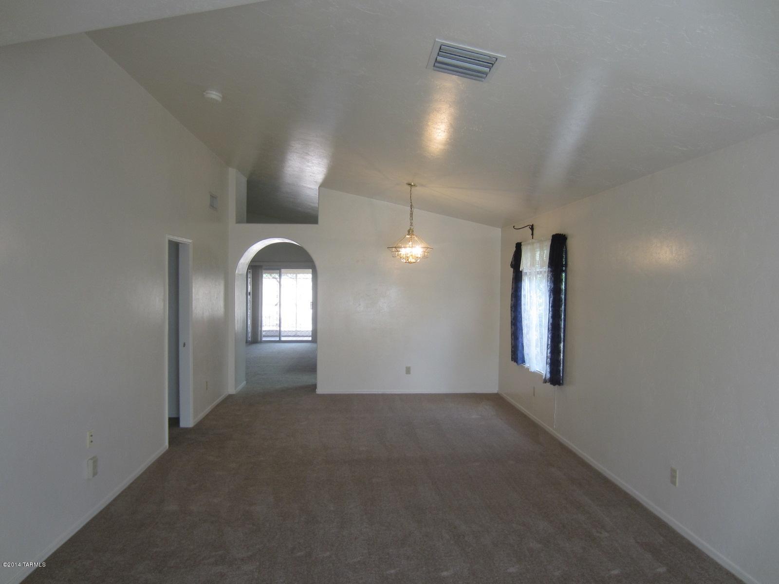 Sonrisa (1-121) - Residential Lease