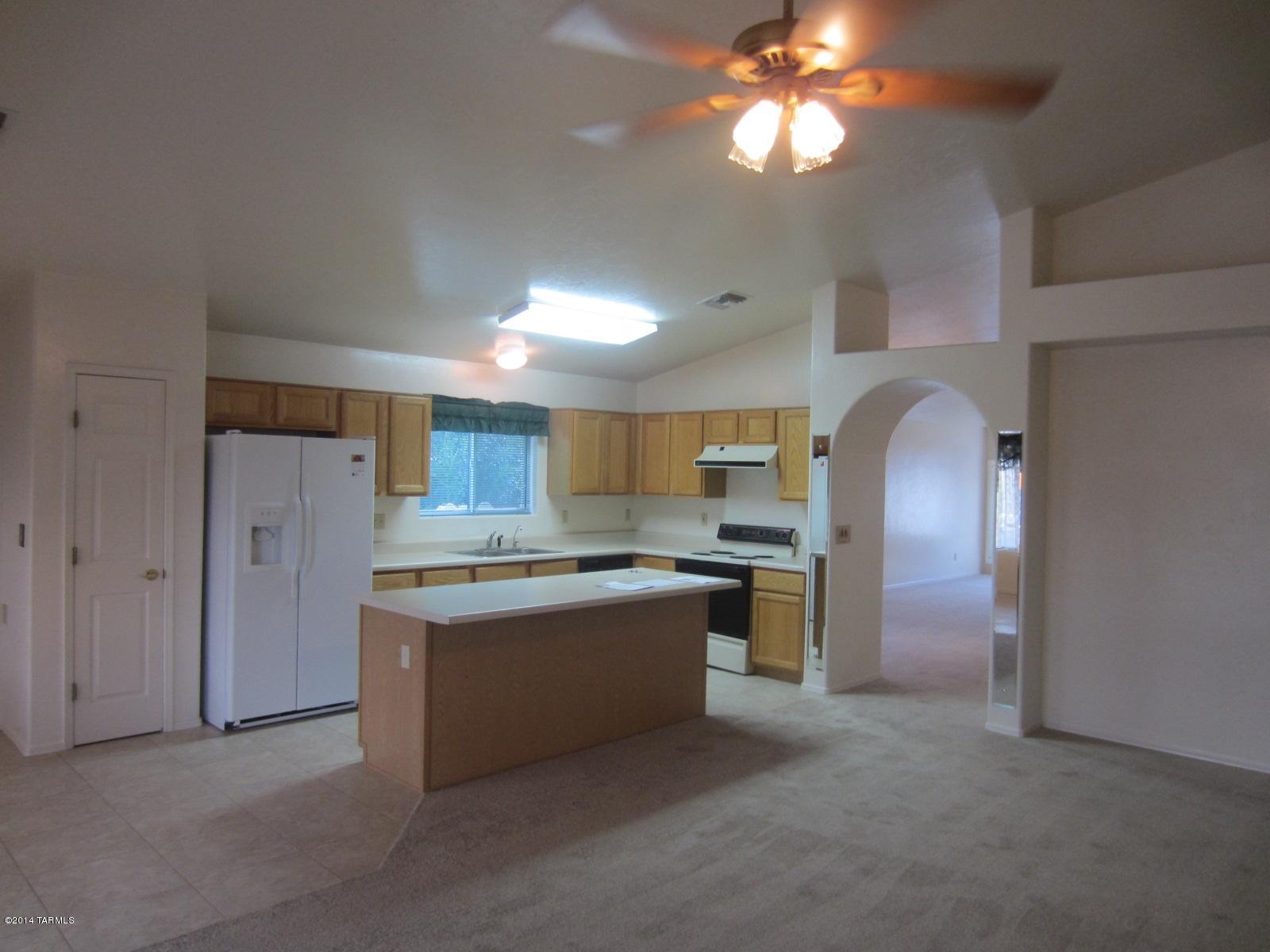 Sonrisa (1-121) - Residential Lease