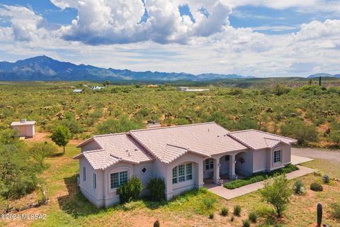 A home in Tubac