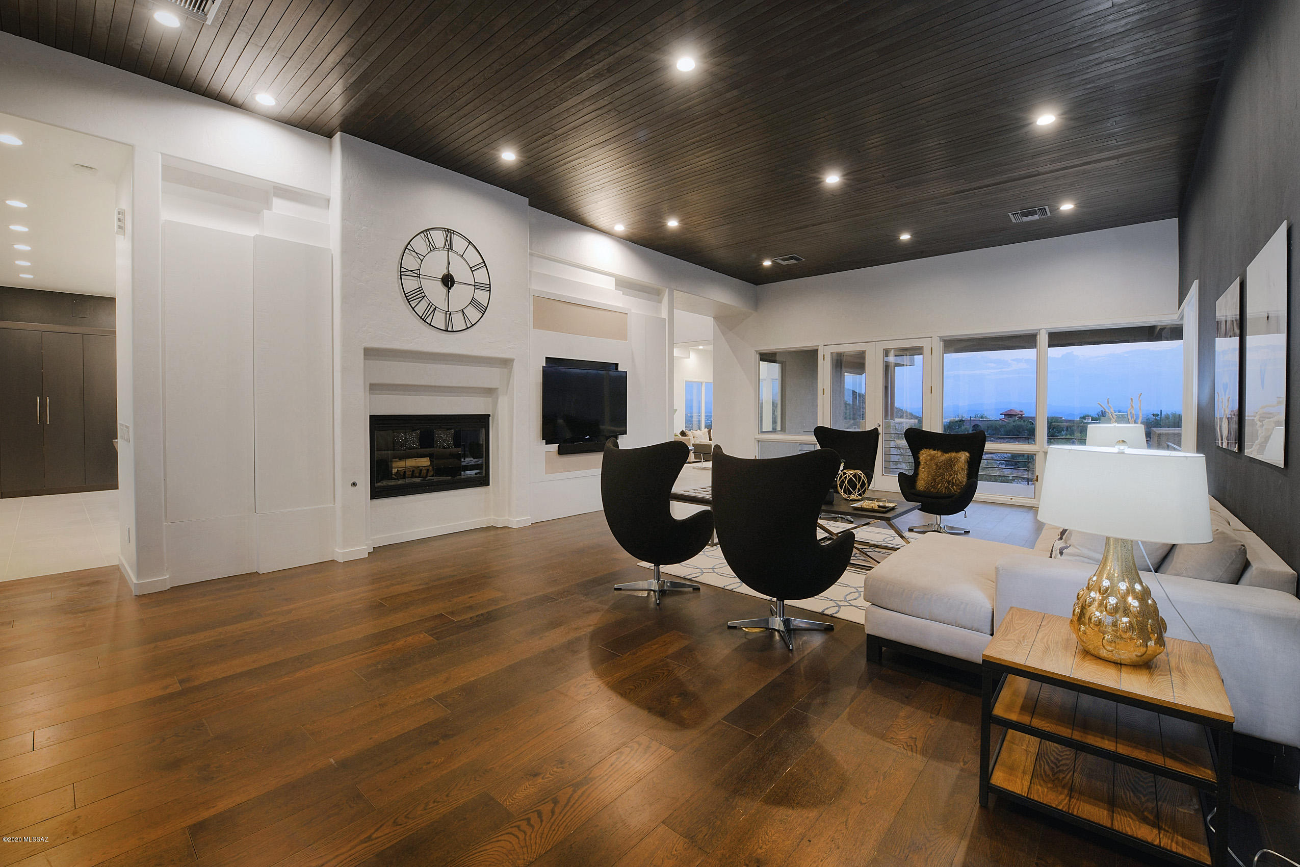 Finisterra (1-210) - Residential