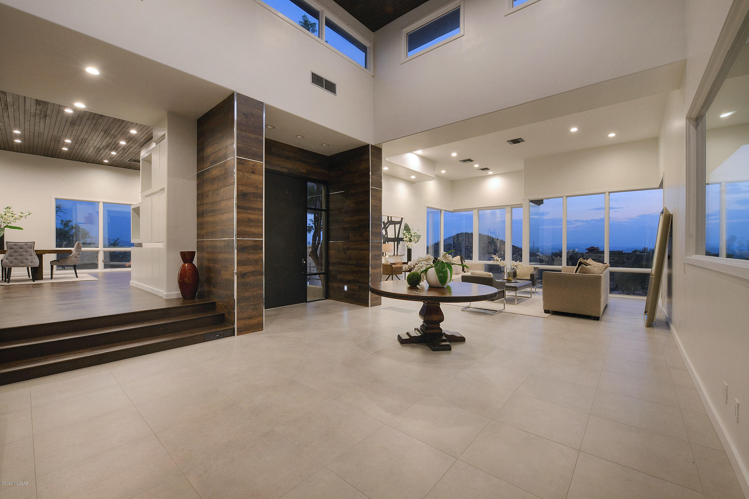 Finisterra (1-210) - Residential