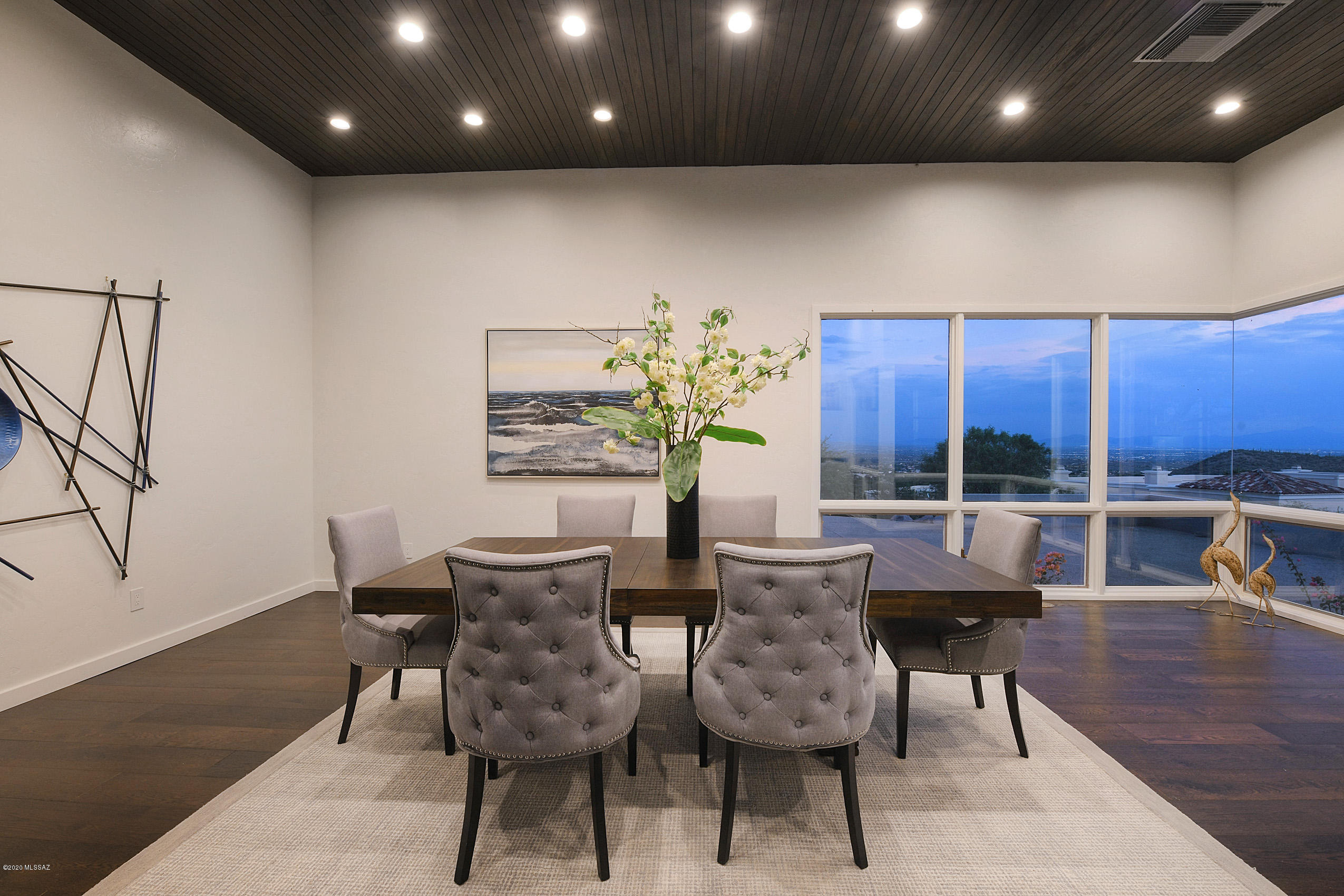 Finisterra (1-210) - Residential