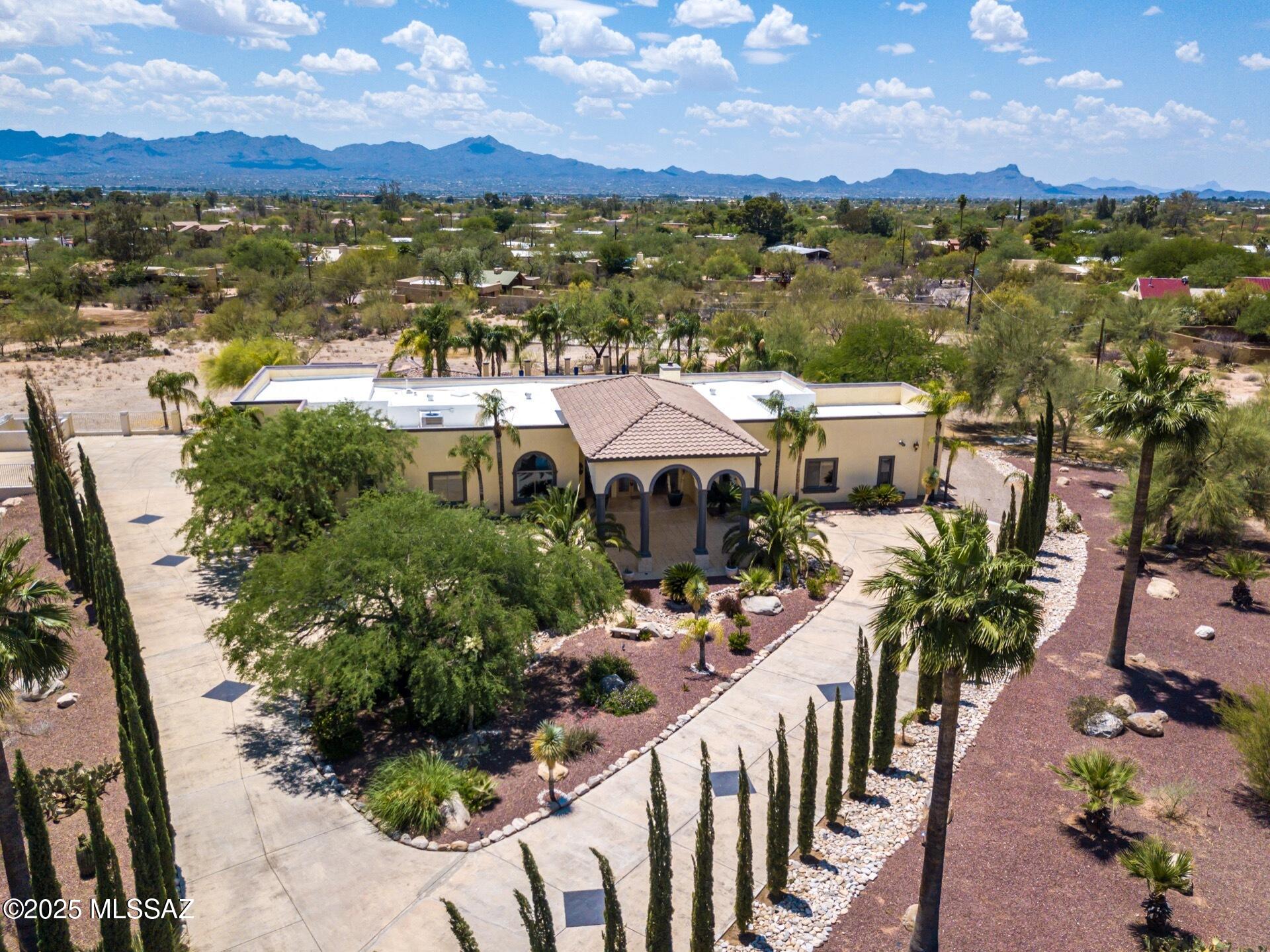 Casas Adobes Addition - Residential