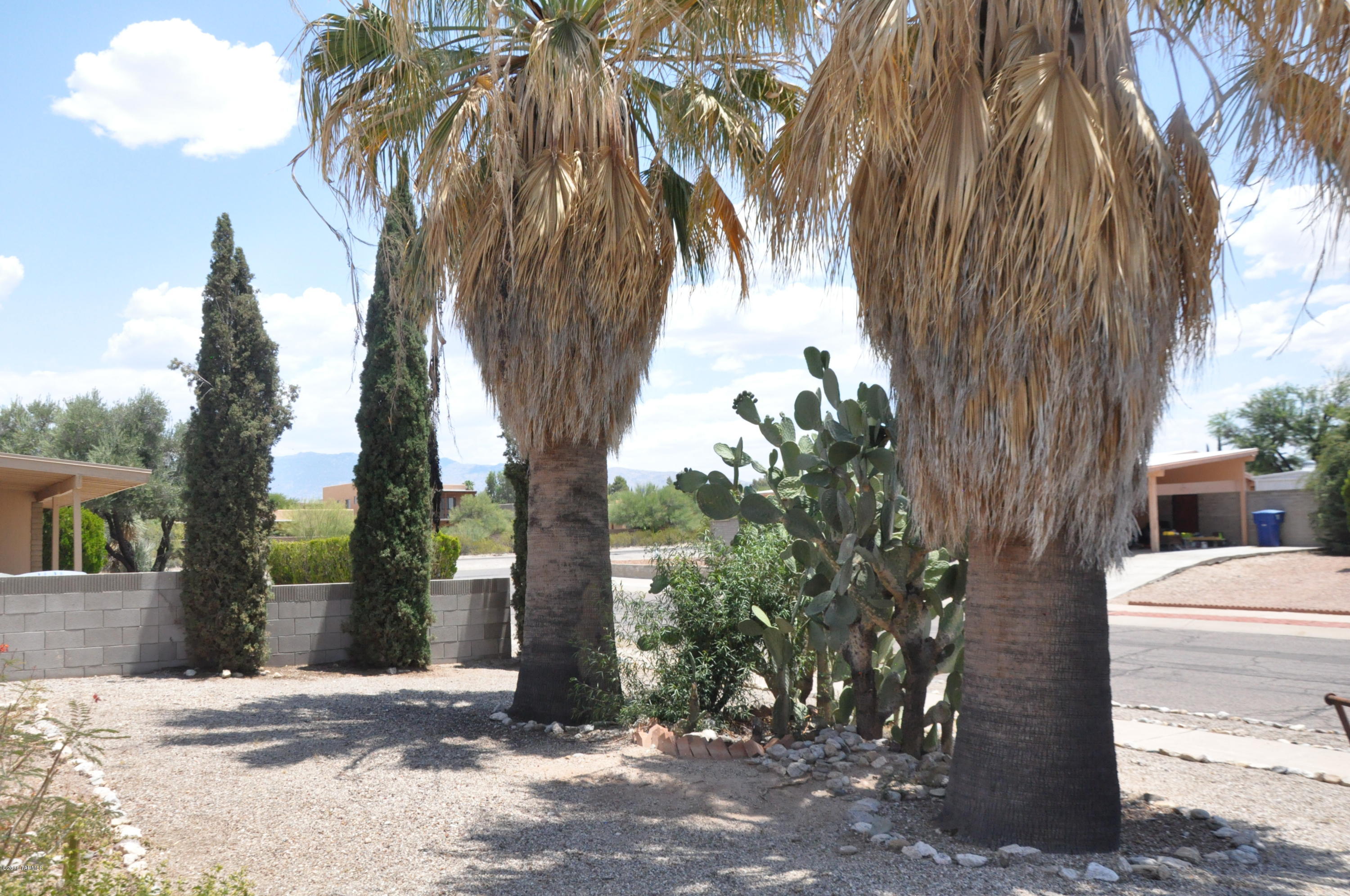 Hidden Hills (104-200) - Residential