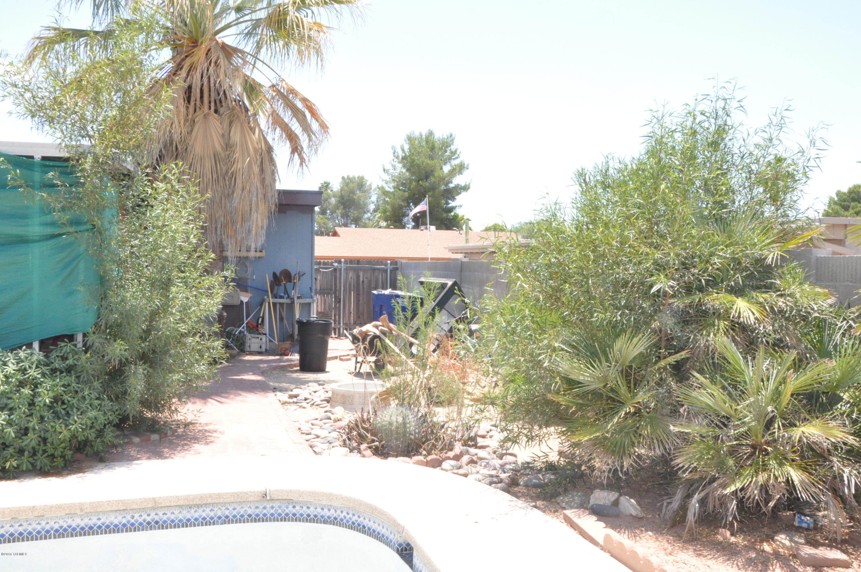 Hidden Hills (104-200) - Residential