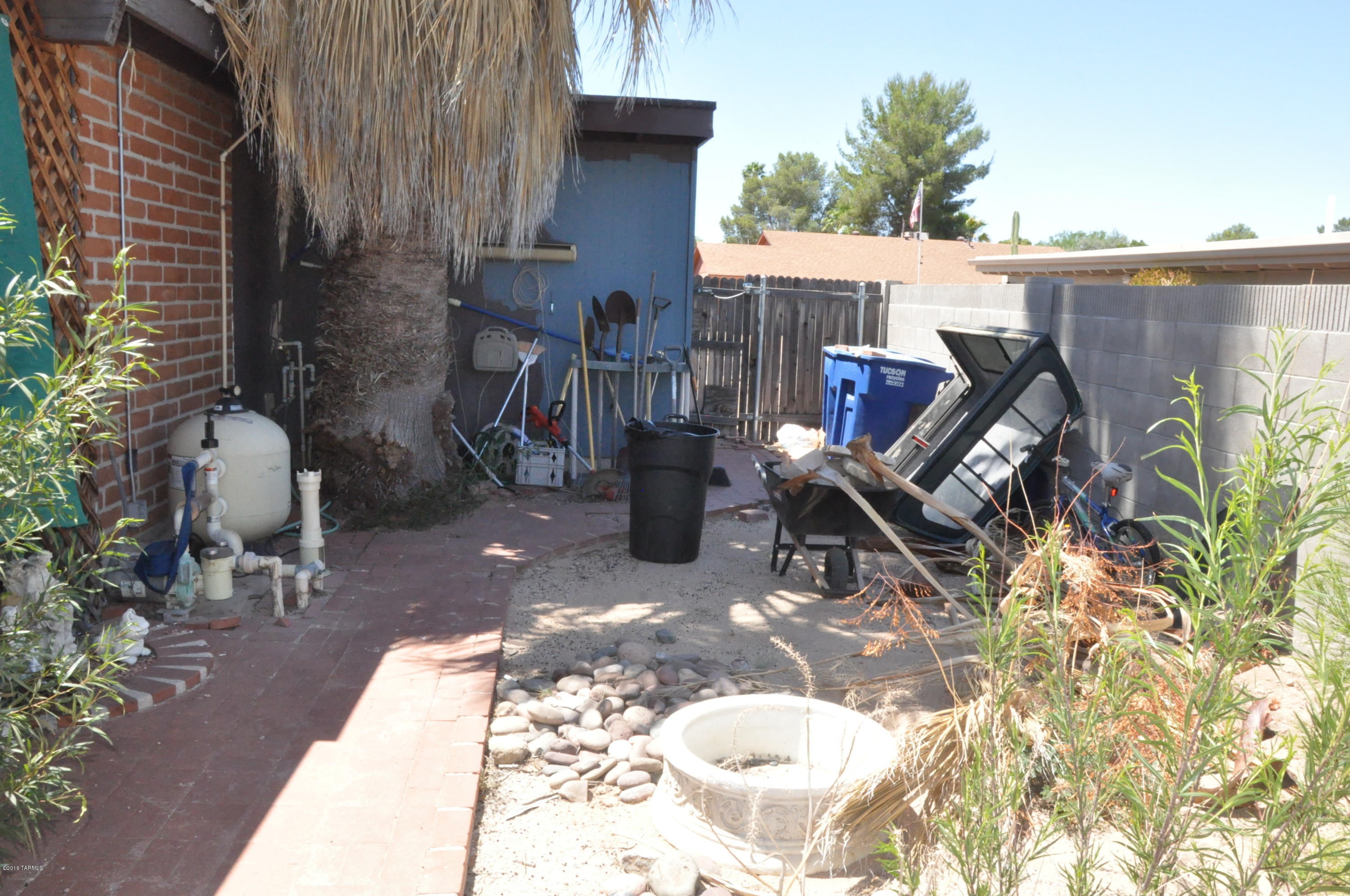Hidden Hills (104-200) - Residential