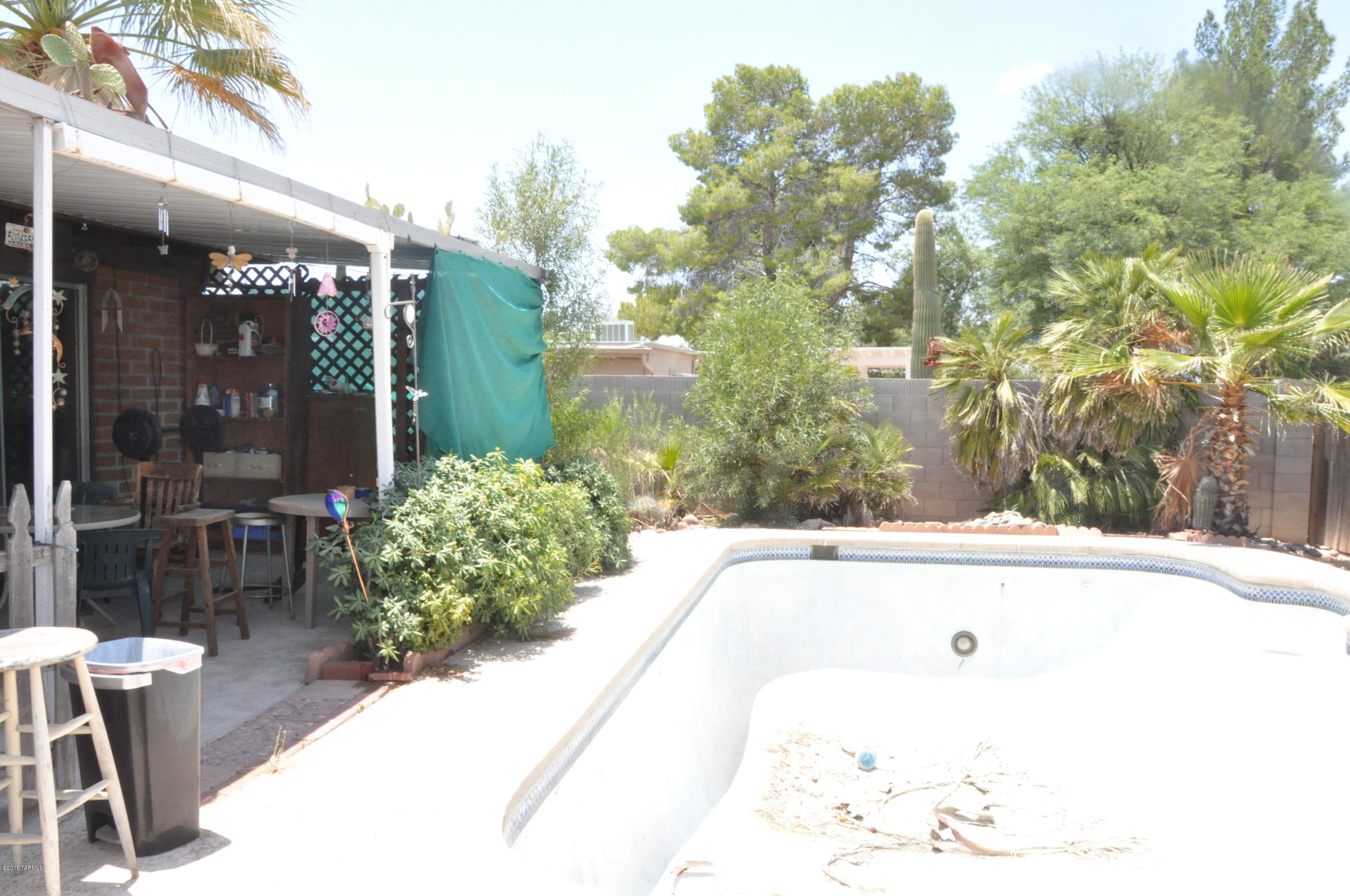 Hidden Hills (104-200) - Residential