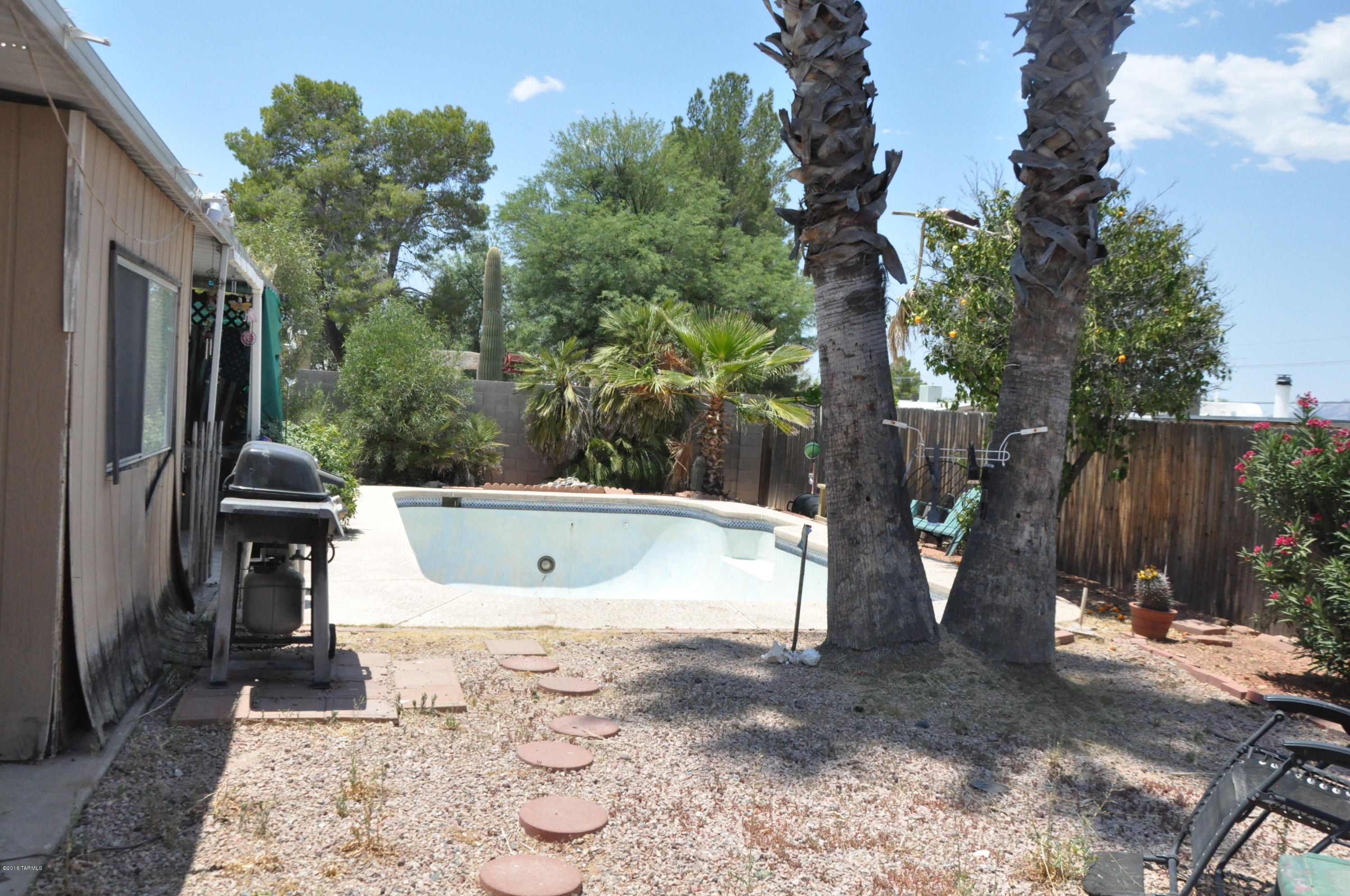 Hidden Hills (104-200) - Residential