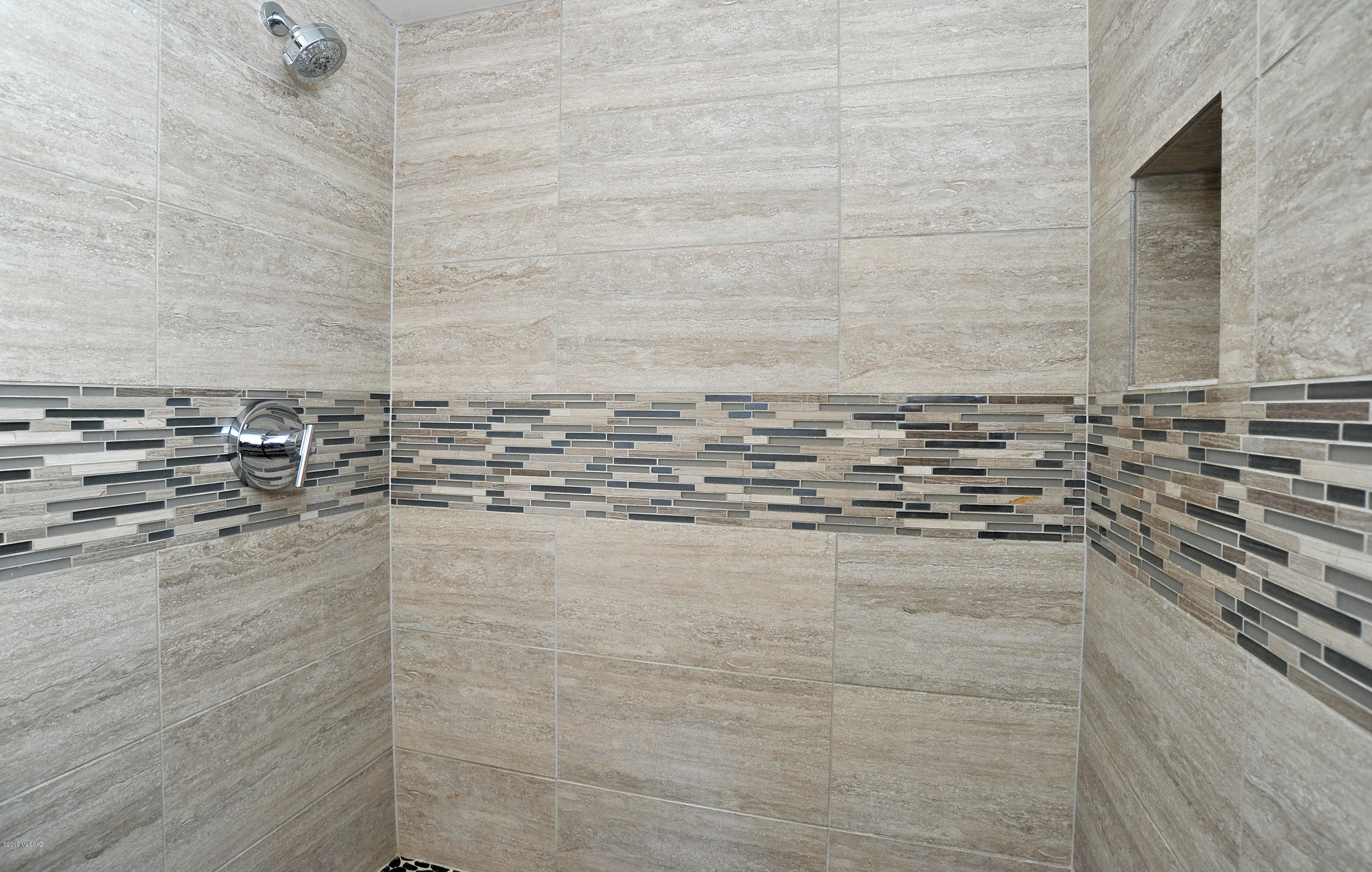 Ventana De Sabino North (1-127) - Residential