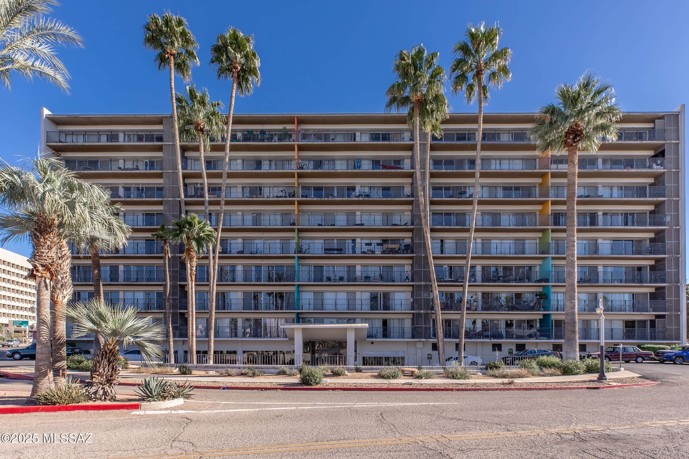 425 W Paseo Redondo 8G