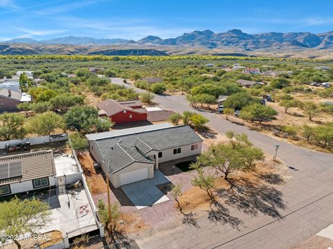 A home in Rio Rico