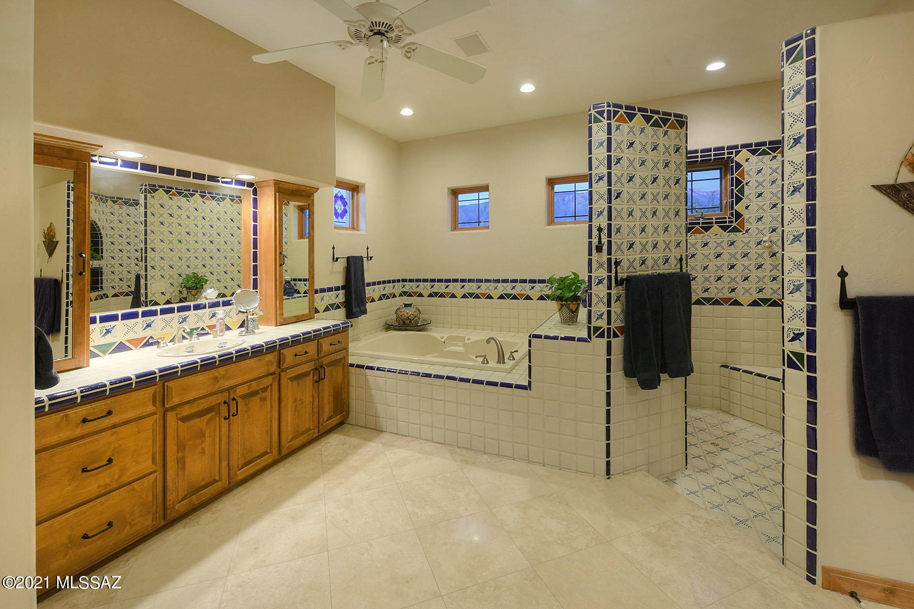 La Puerta On Hacienda Del Sol (1-10) - Residential