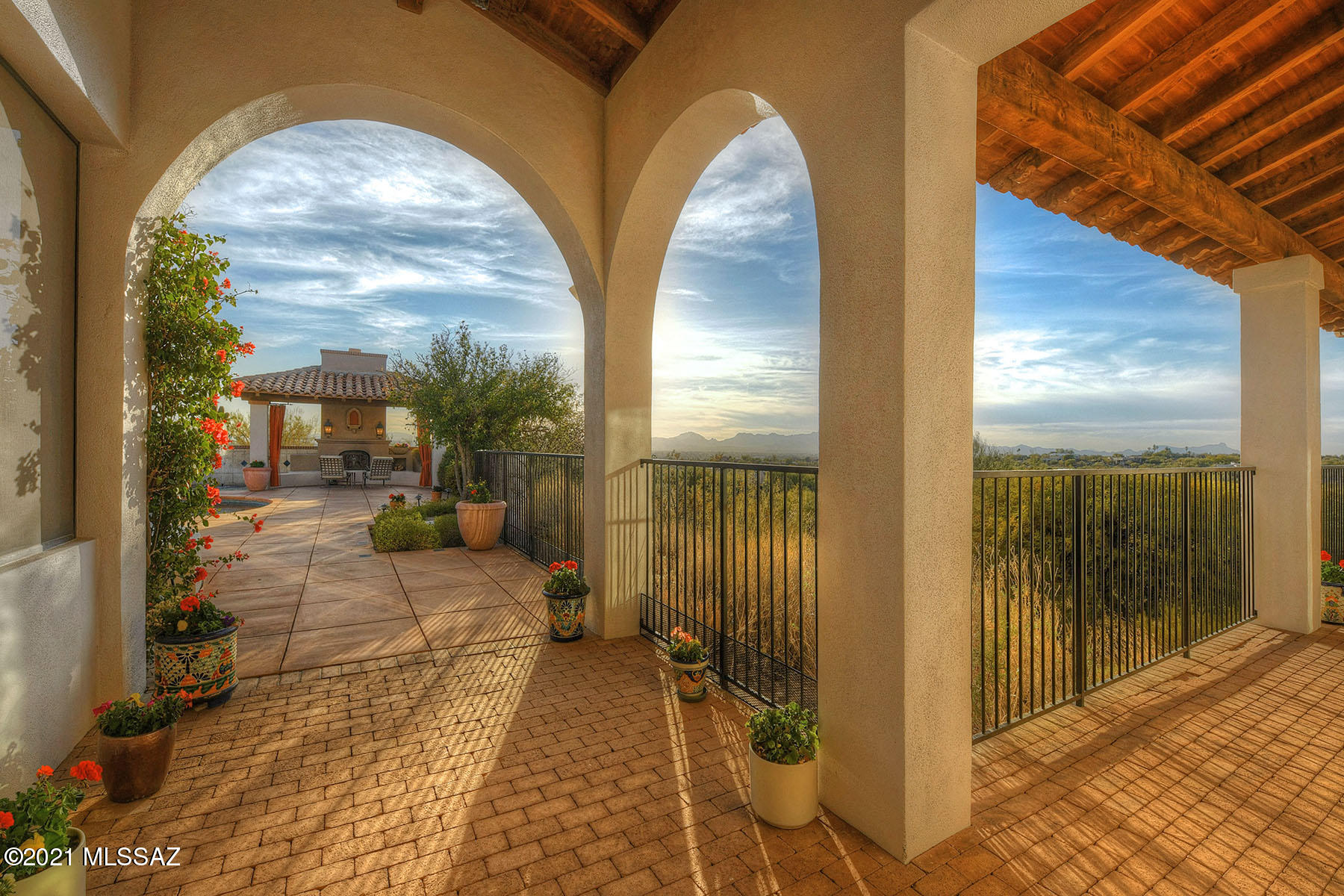 La Puerta On Hacienda Del Sol (1-10) - Residential