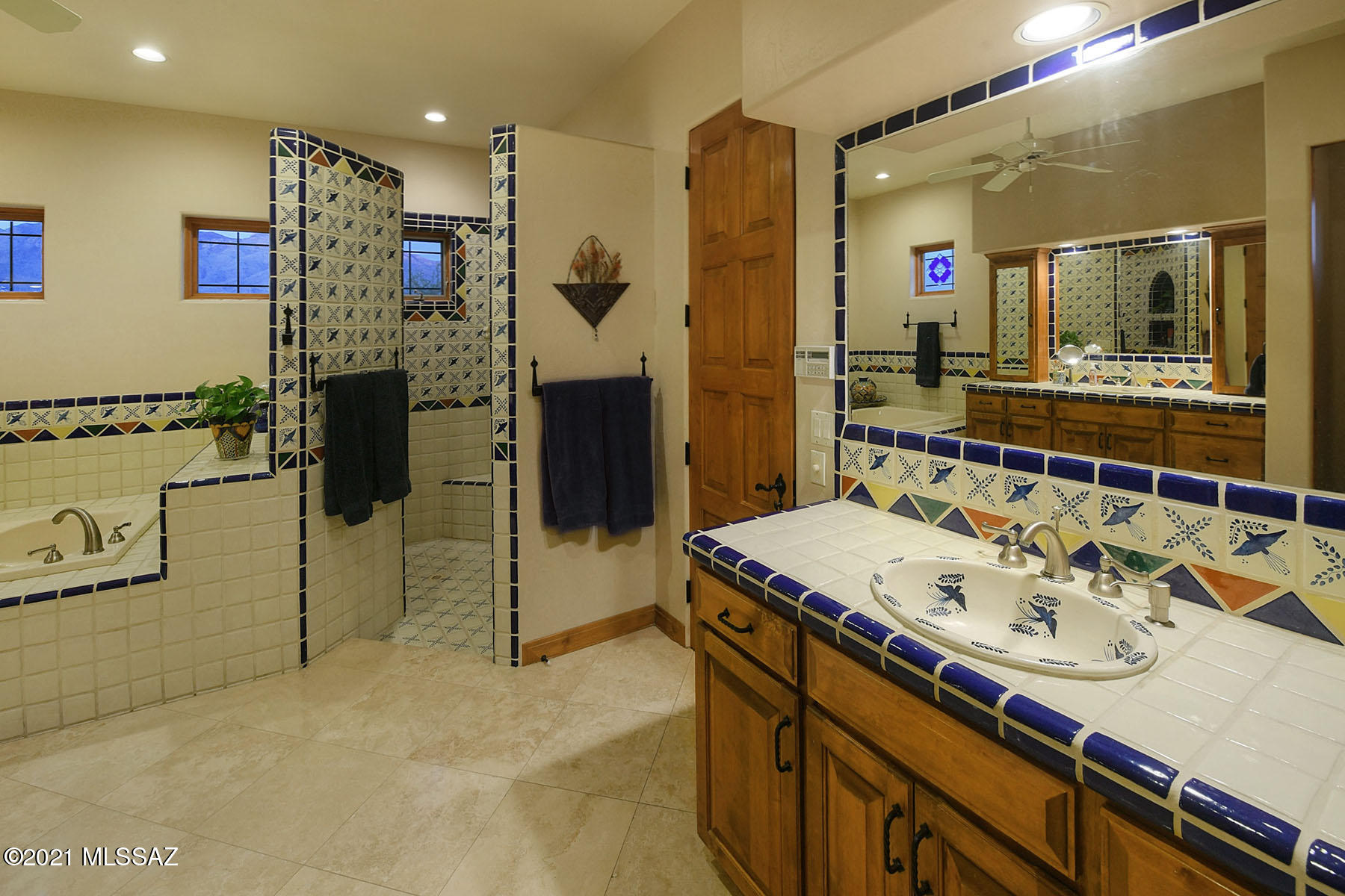 La Puerta On Hacienda Del Sol (1-10) - Residential