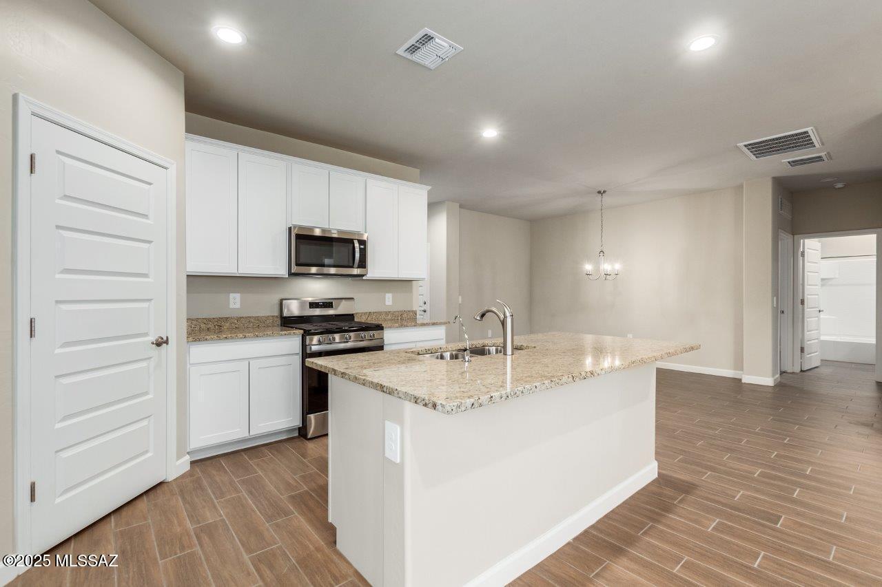 1054 S Chatfield Avenue