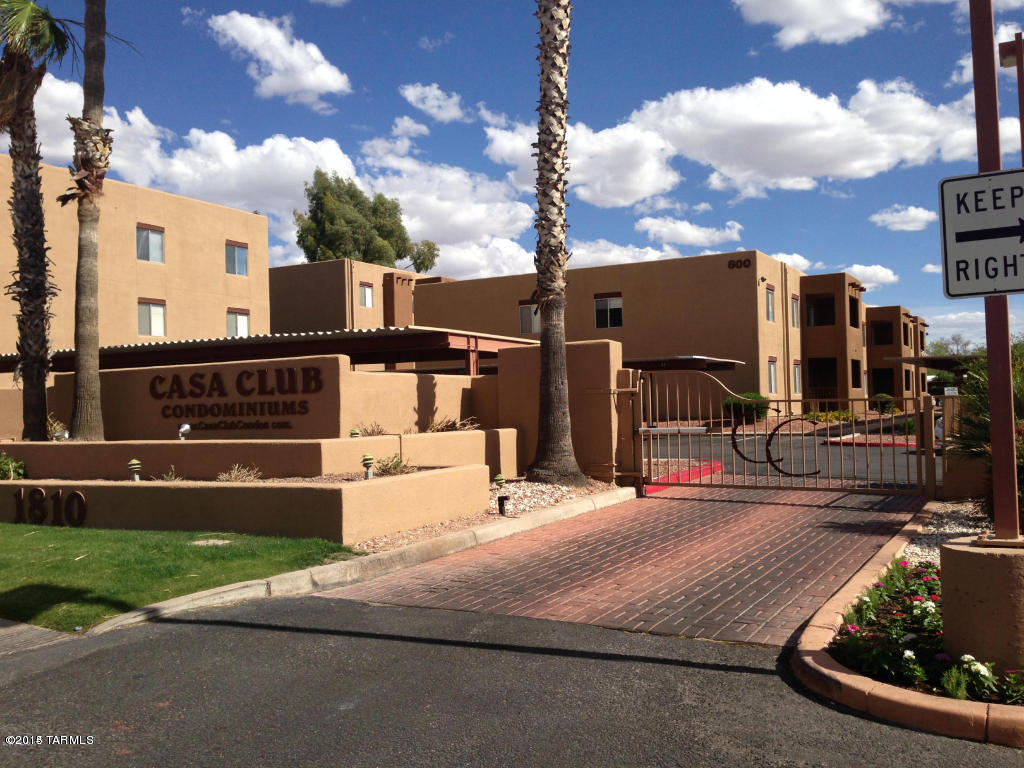 Casa Club Condominium - Residential