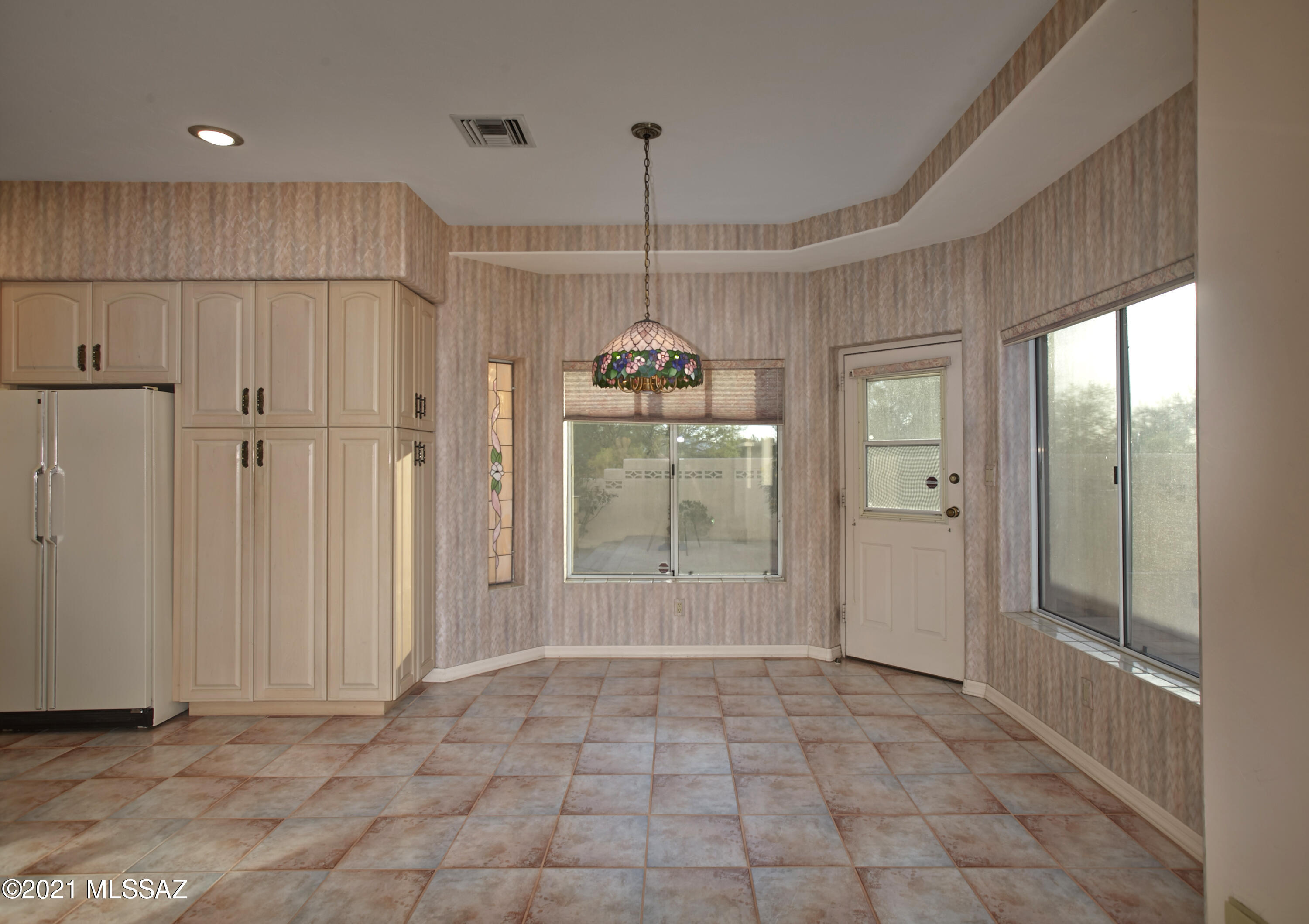 Unsubdivided - Residential