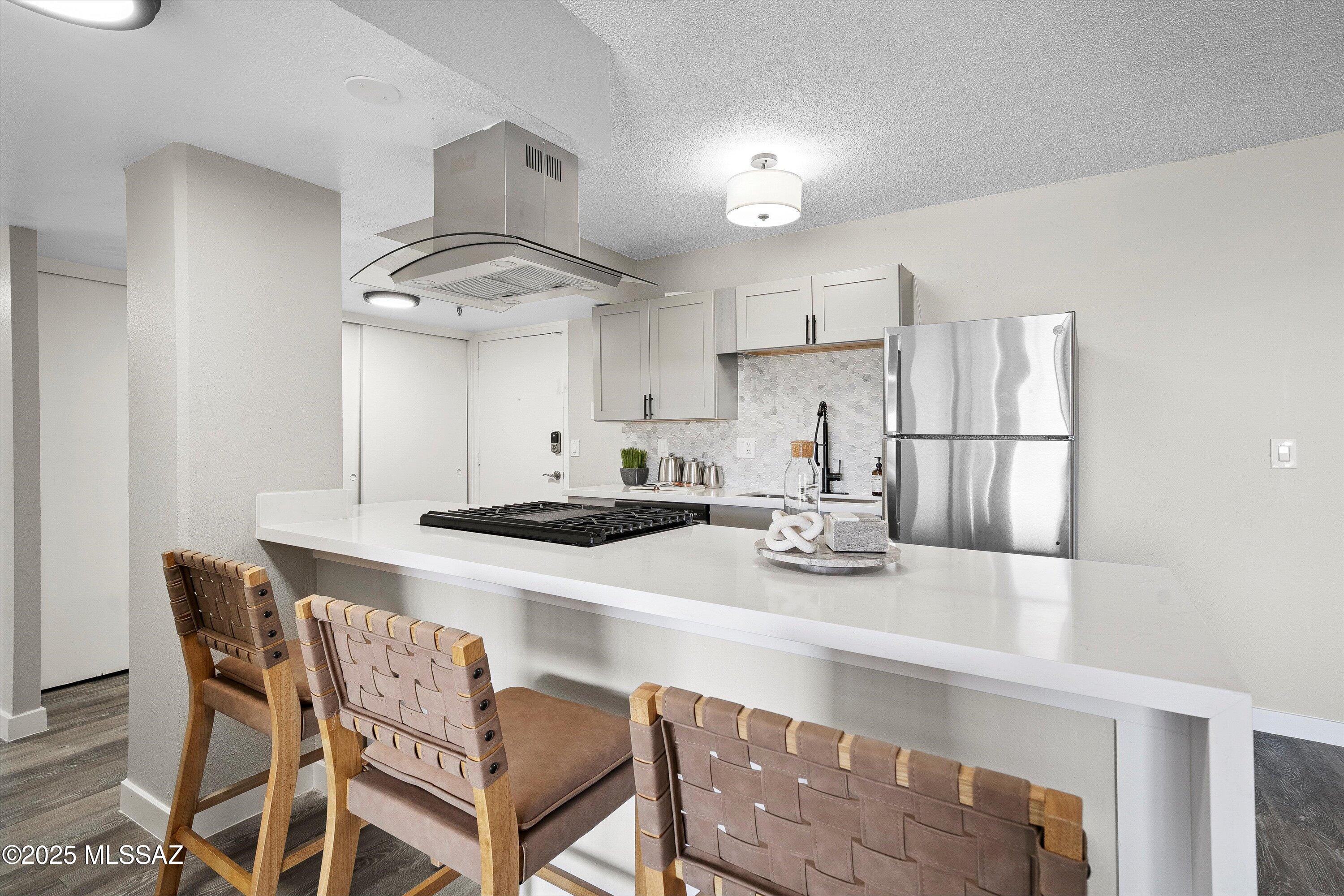 425A W Paseo Redondo Drive 8A