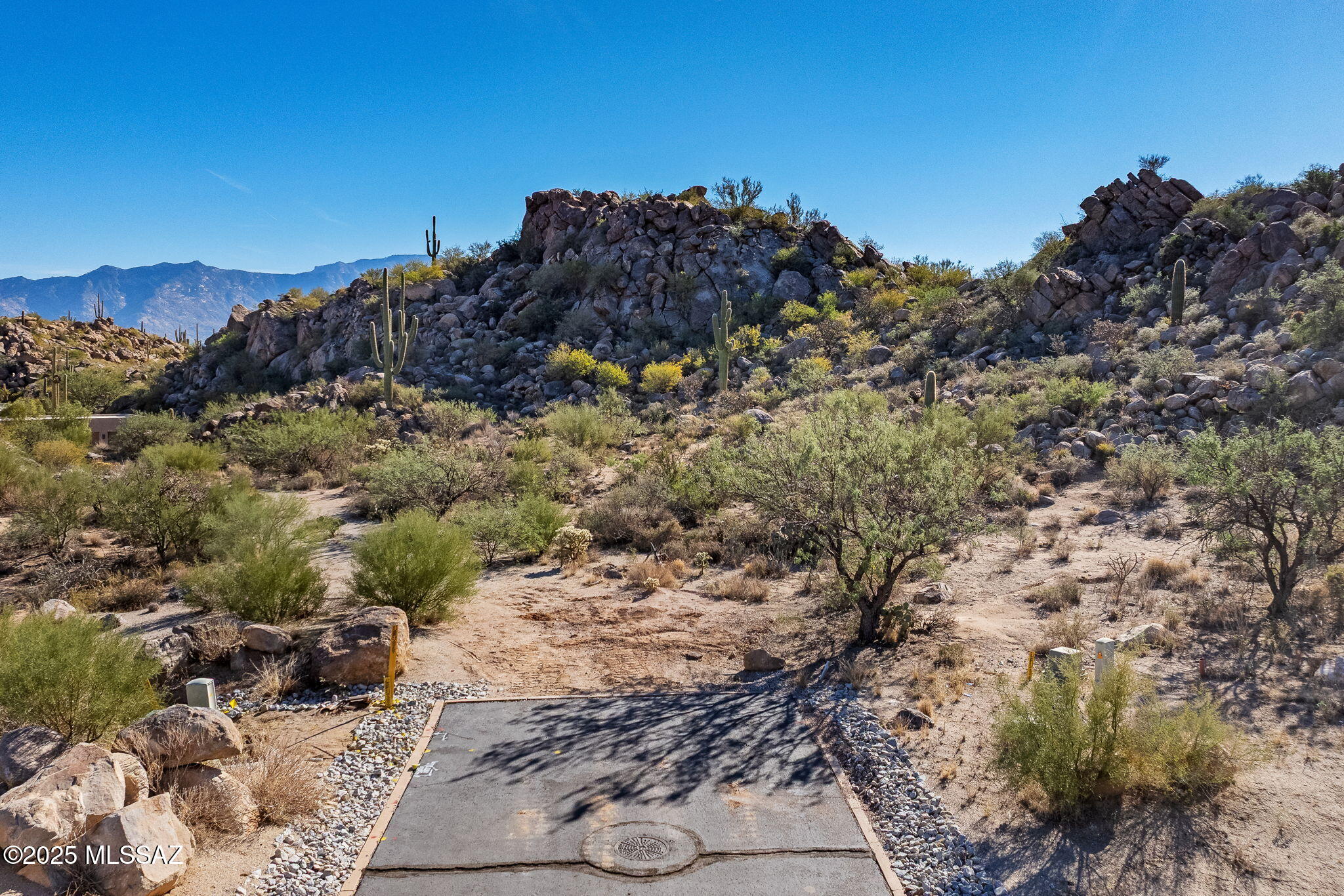 867 W Granite Gorge Drive 327