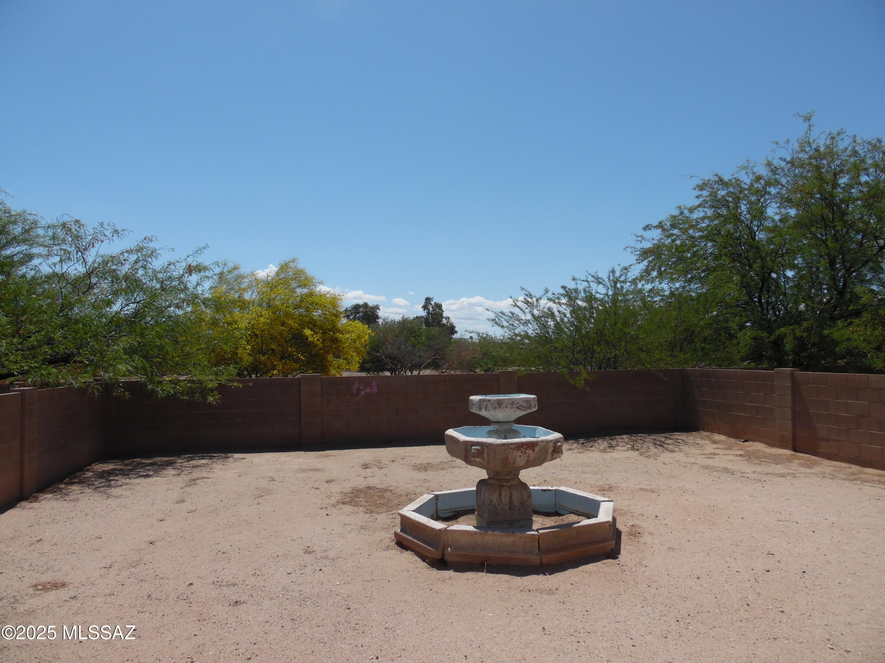 Tucson, Arizona 85746, United States, 4 Bedrooms Bedrooms, ,3 BathroomsBathrooms,Residential,Active,125631