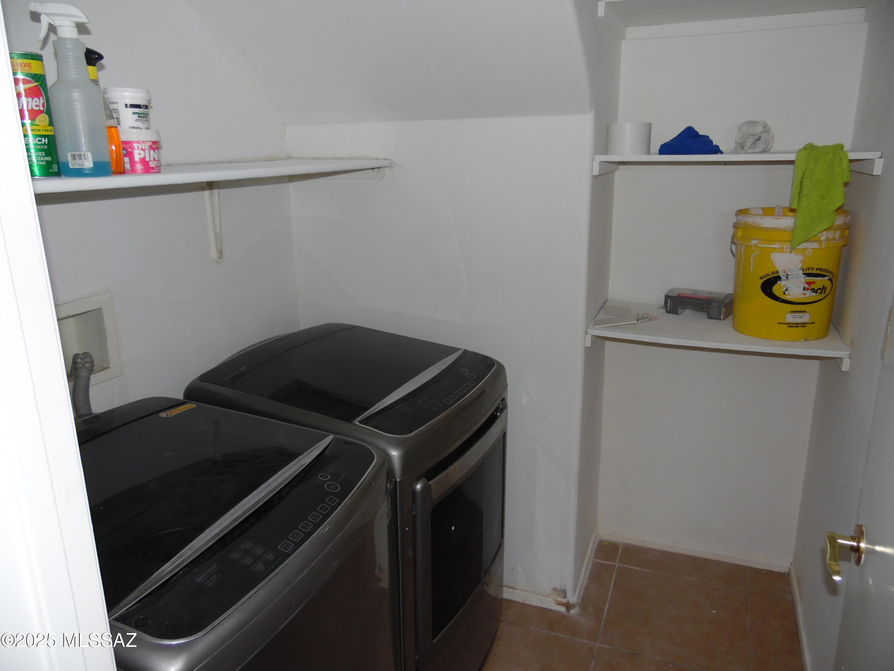 Tucson, Arizona 85746, United States, 4 Bedrooms Bedrooms, ,3 BathroomsBathrooms,Residential,Active,125631