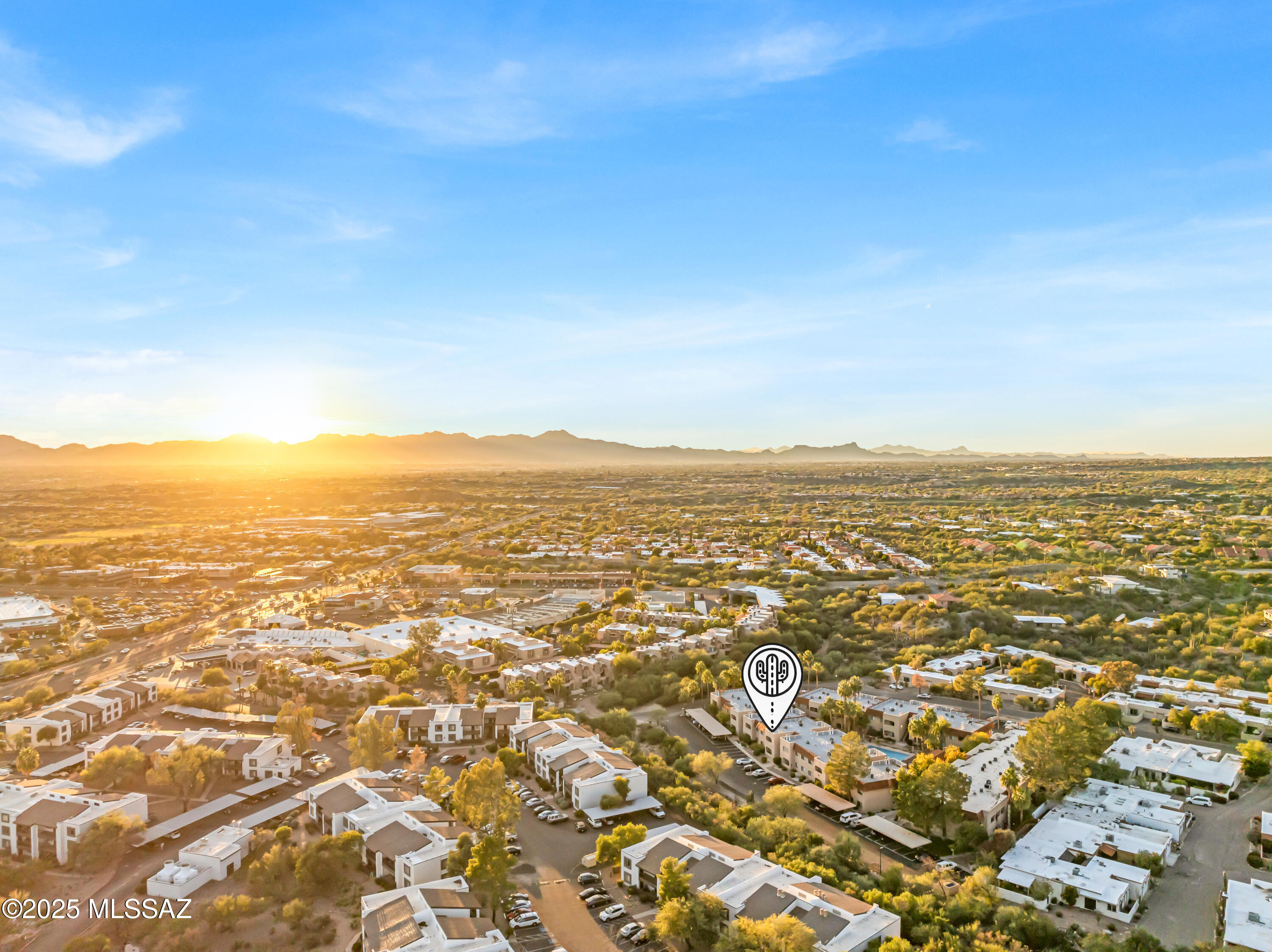 5750 N Camino Esplendora 236