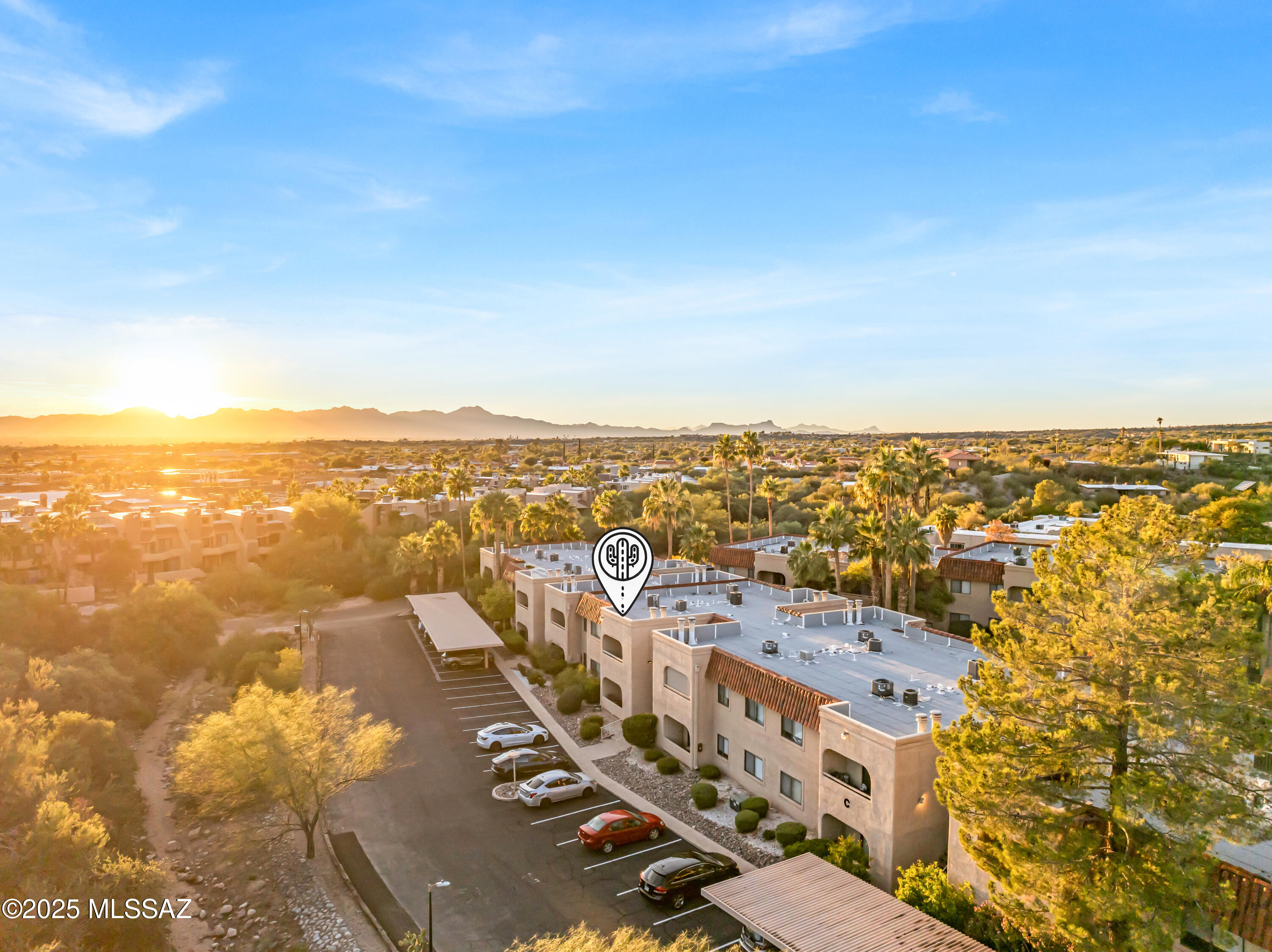 5750 N Camino Esplendora 236