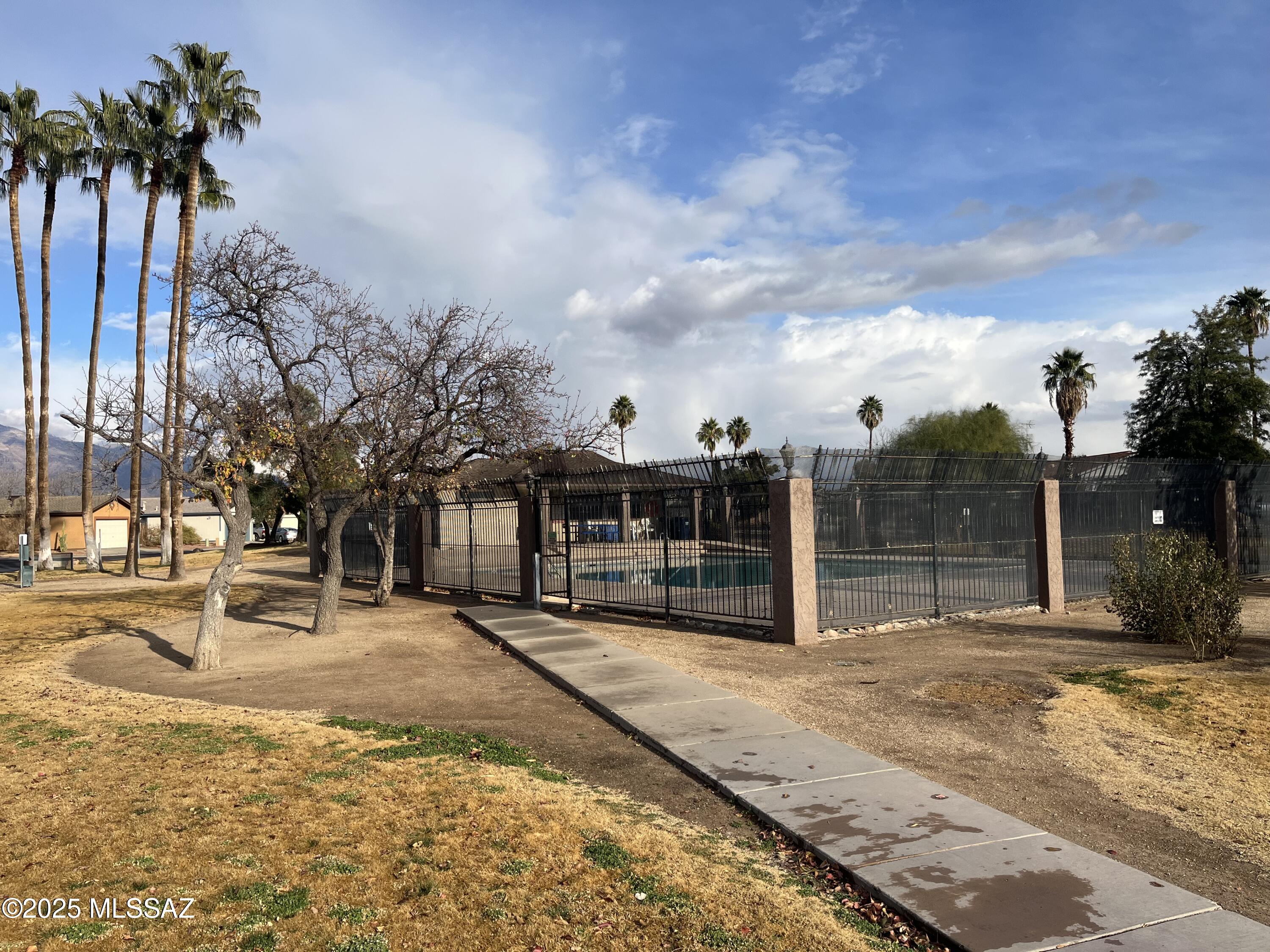 Edgebrooke Village (1-79) - Residential
