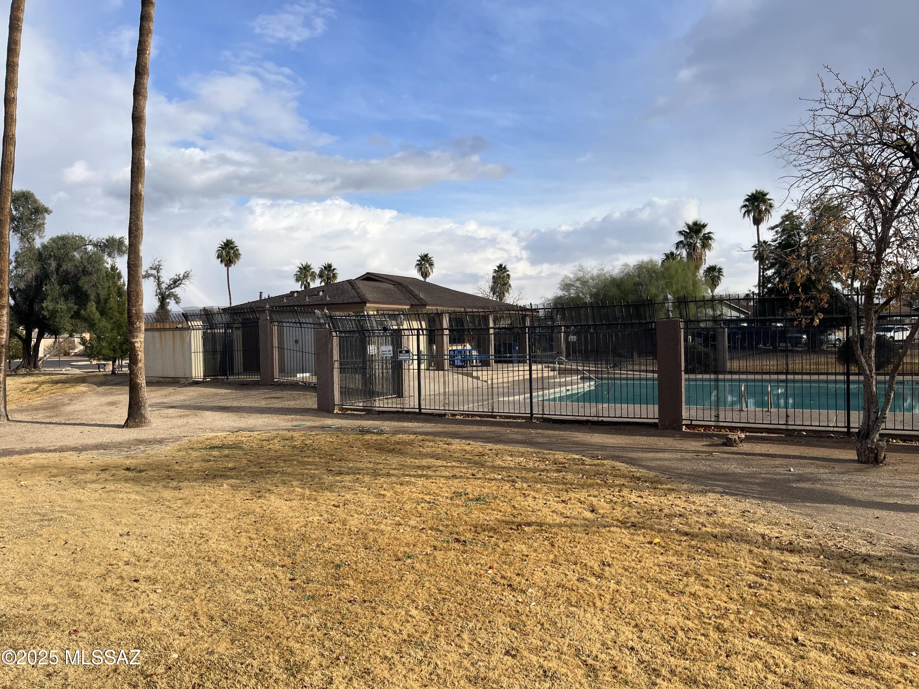 Edgebrooke Village (1-79) - Residential