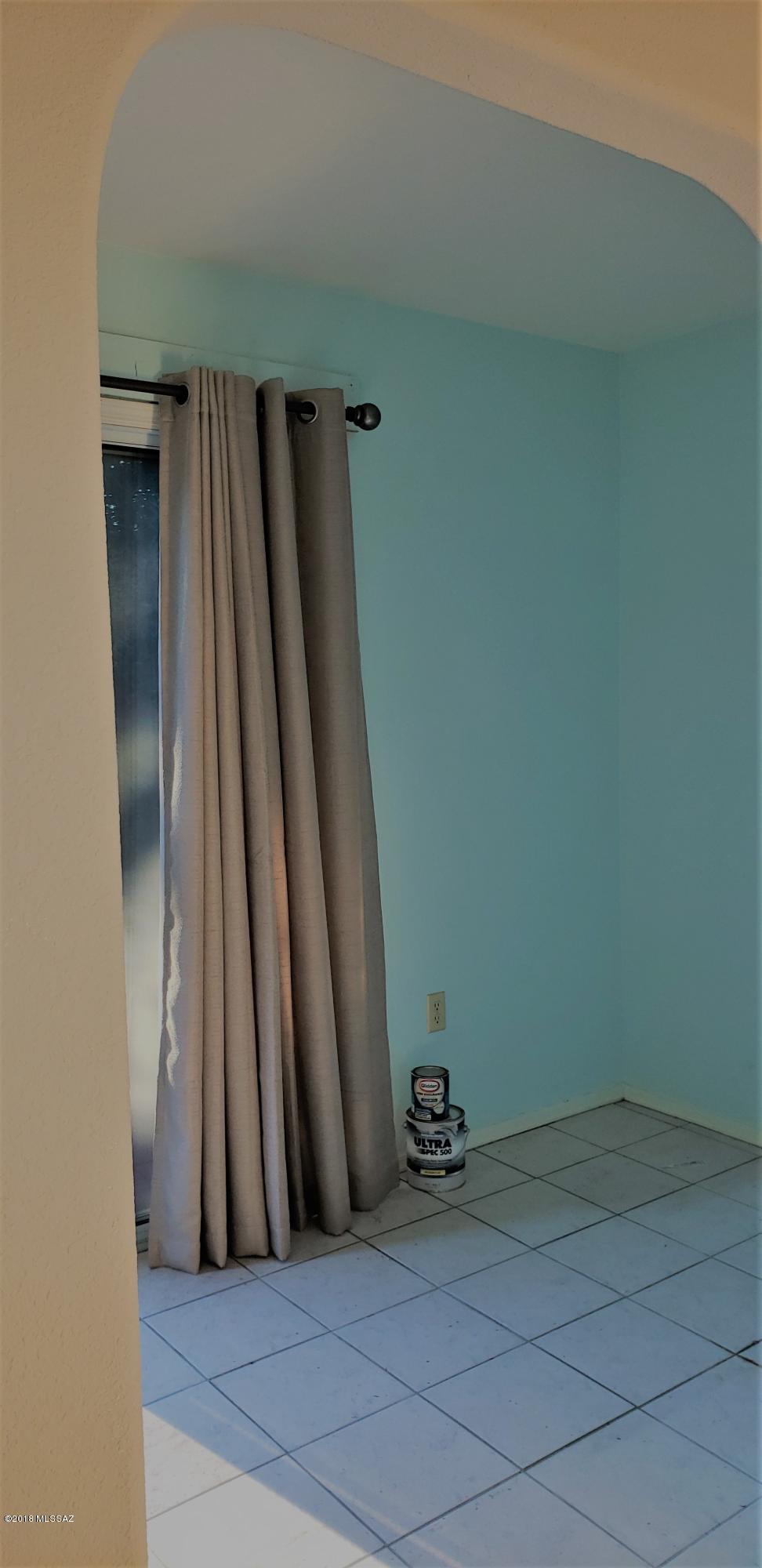 Las Campanas BLK J (1-37) - Residential Lease