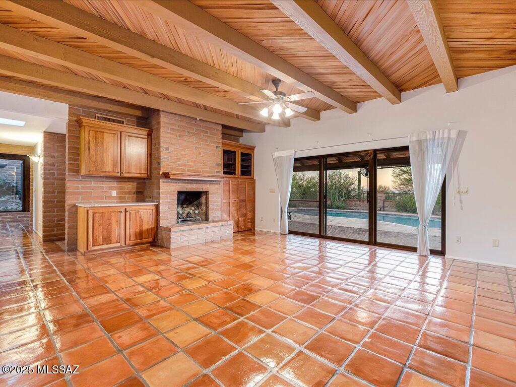 3350 N Wide Loop Drive
