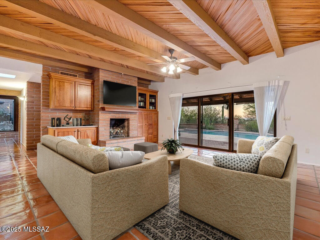 3350 N Wide Loop Drive