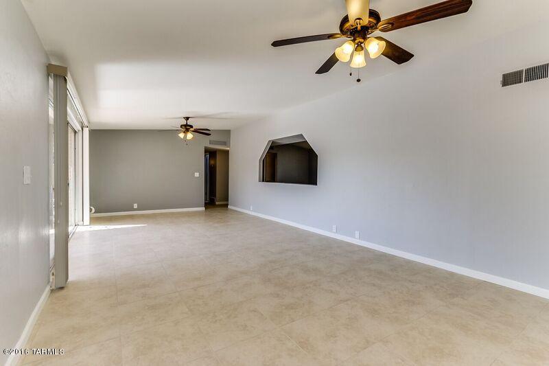Longview Estates (194-470) - Residential