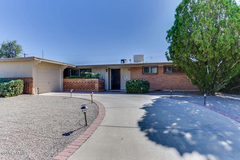 Longview Estates (194-470) - Residential