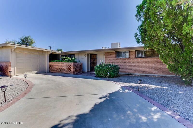 Longview Estates (194-470) - Residential
