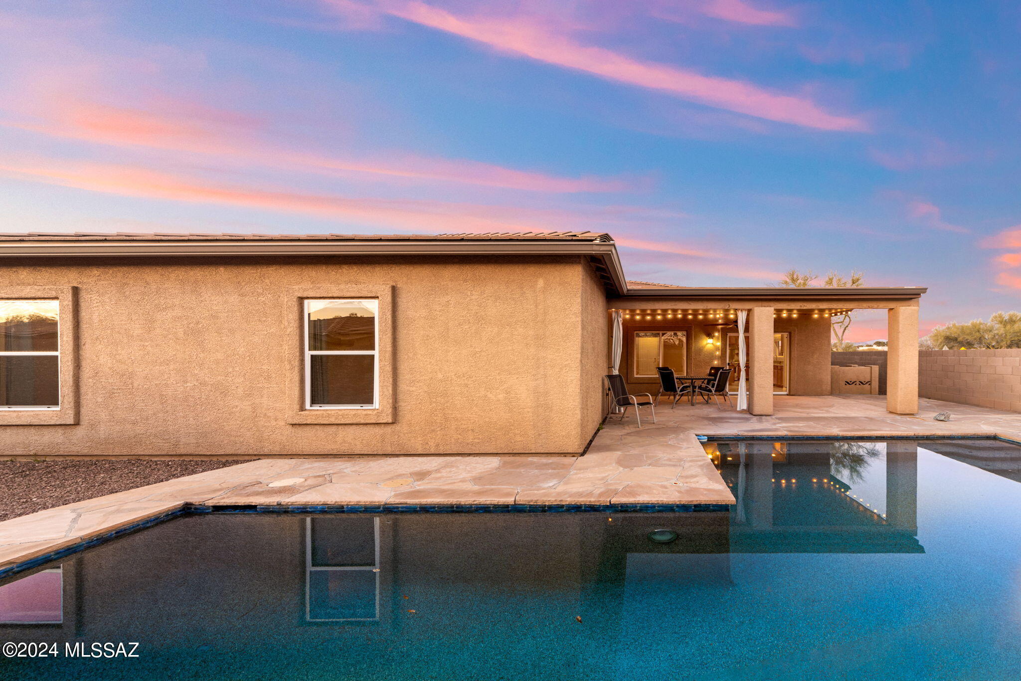 Black Horse (1-411) - Residential
