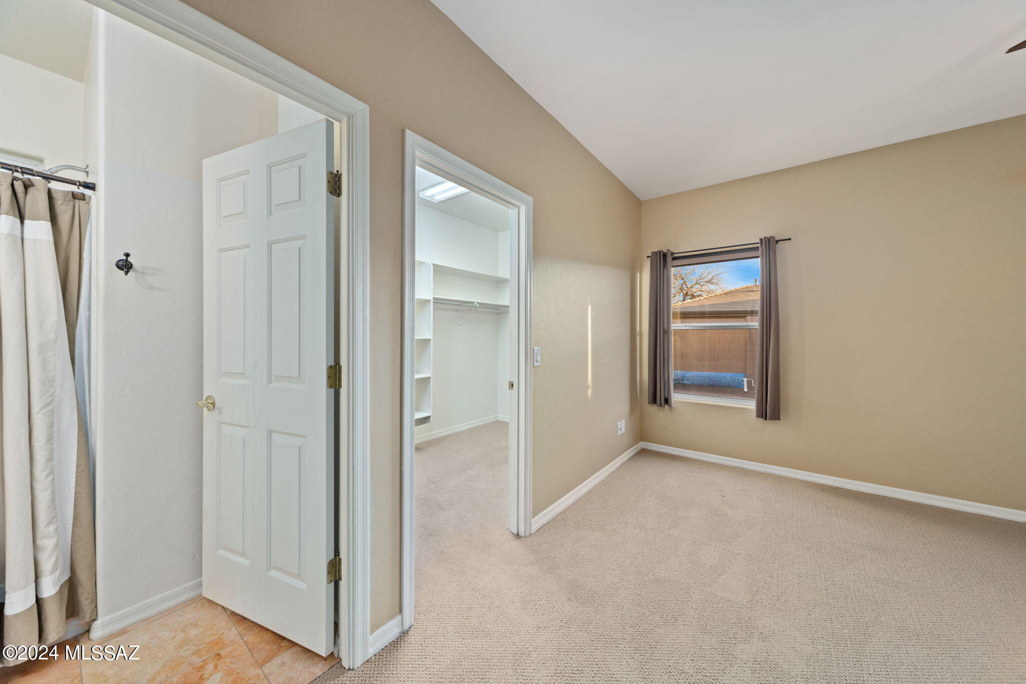 Black Horse (1-411) - Residential