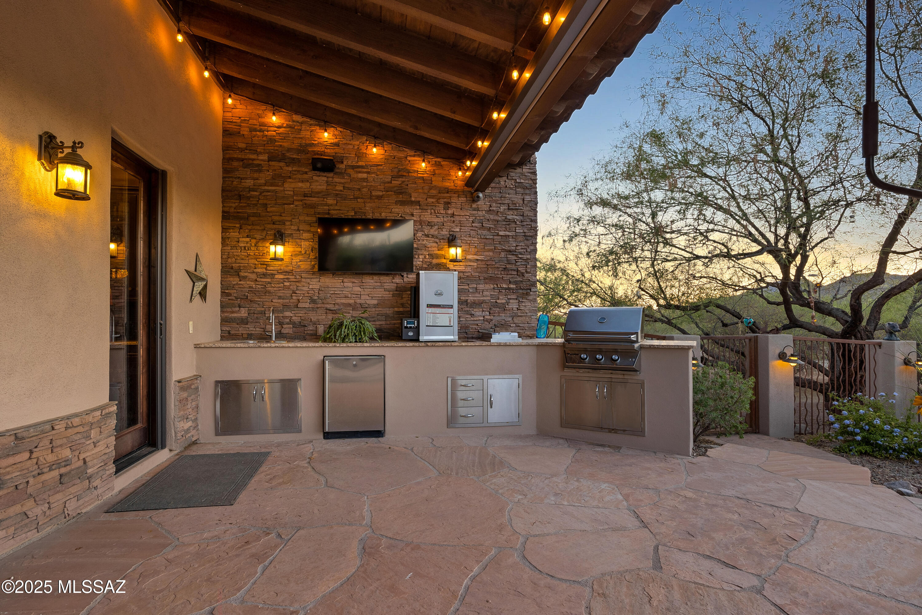 Stone Canyon II - Residential