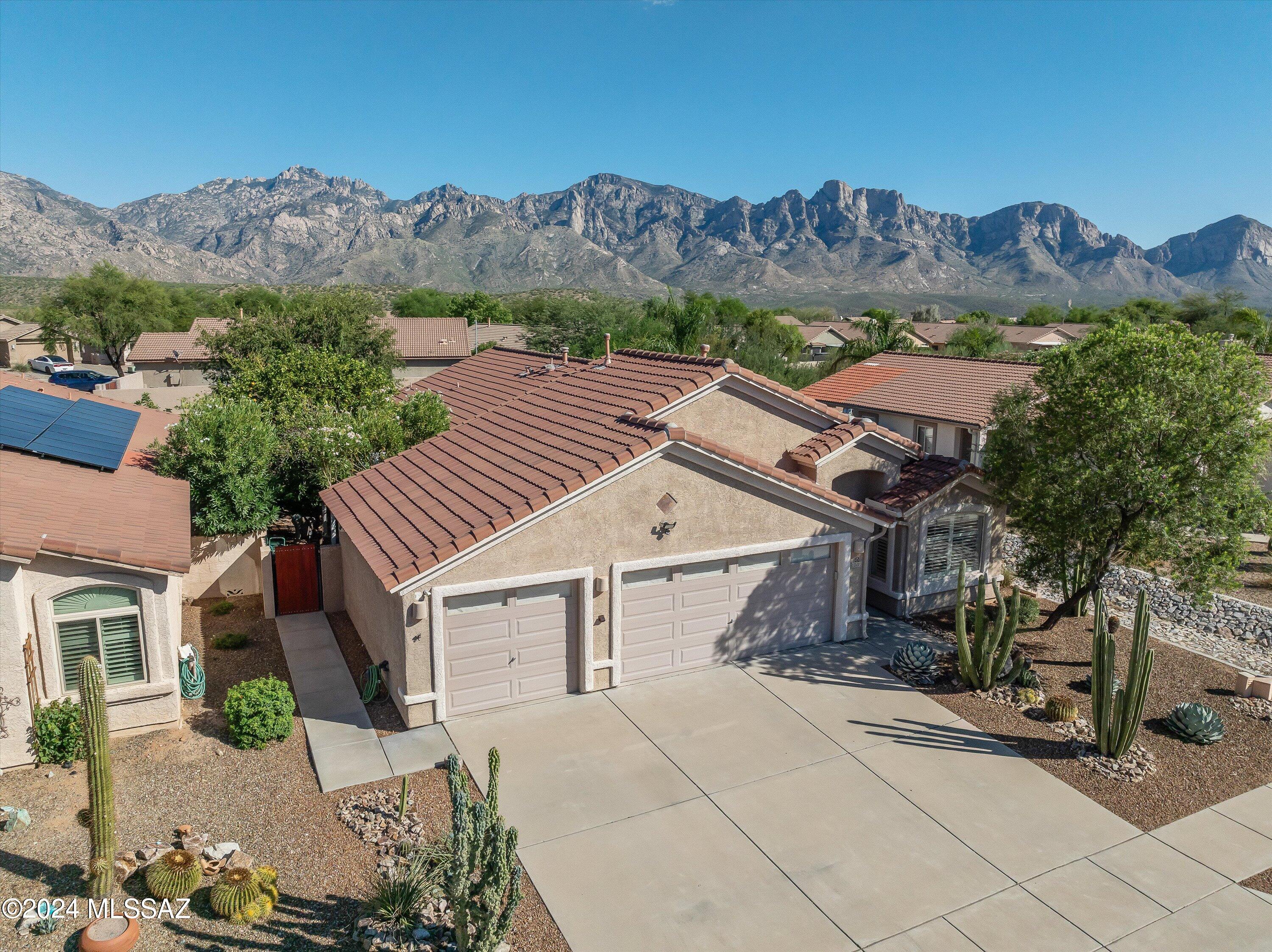 View Oro Valley, AZ 85755 house