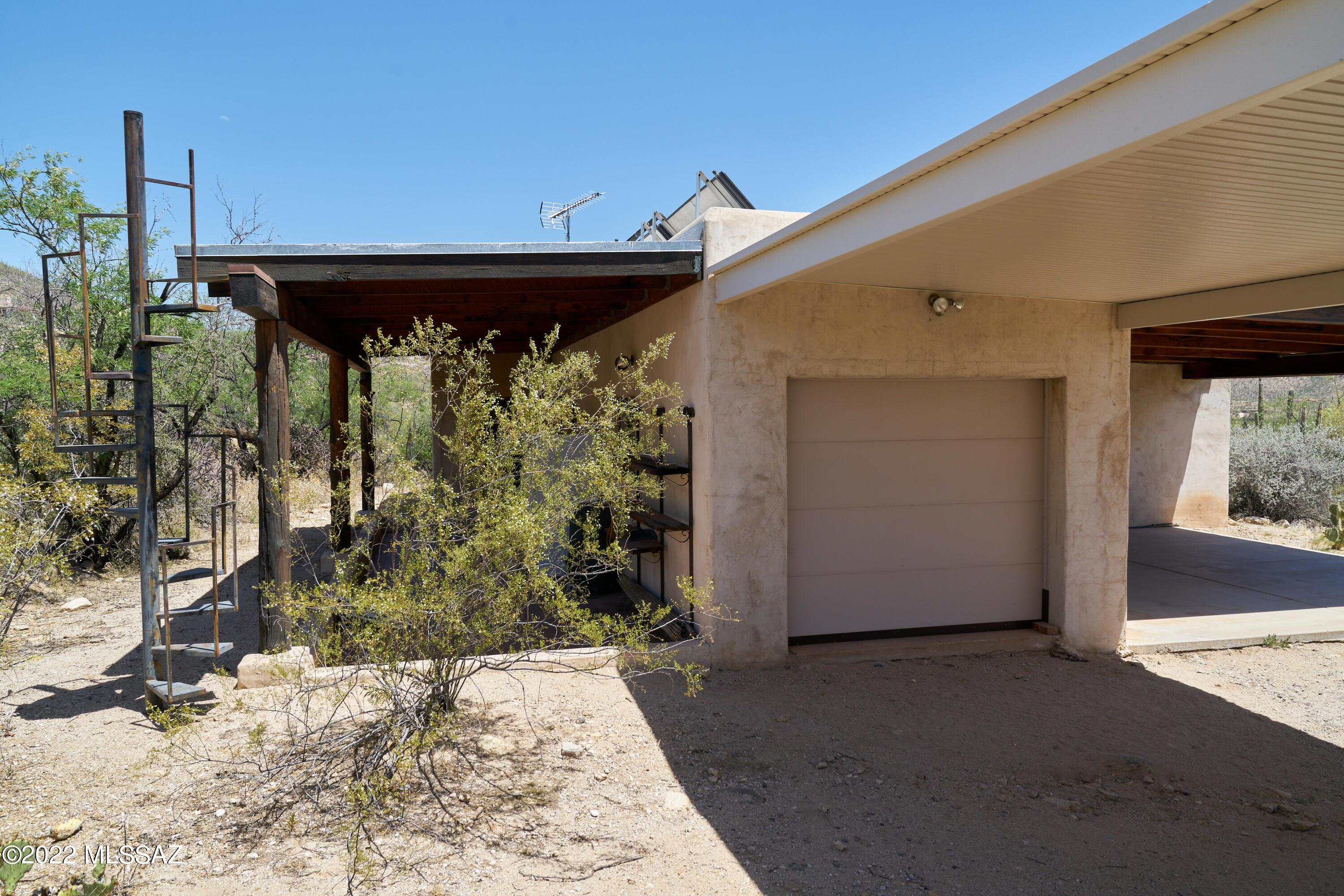 Unsubdivided - Residential