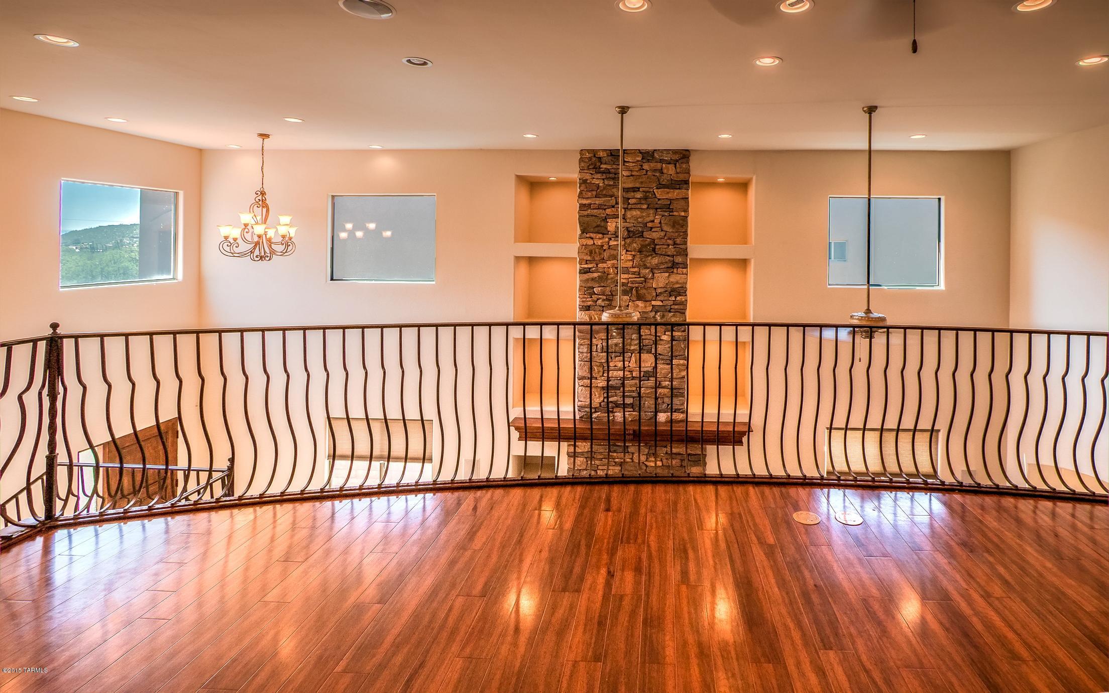 Enclave Del Snyder (1-8) - Residential
