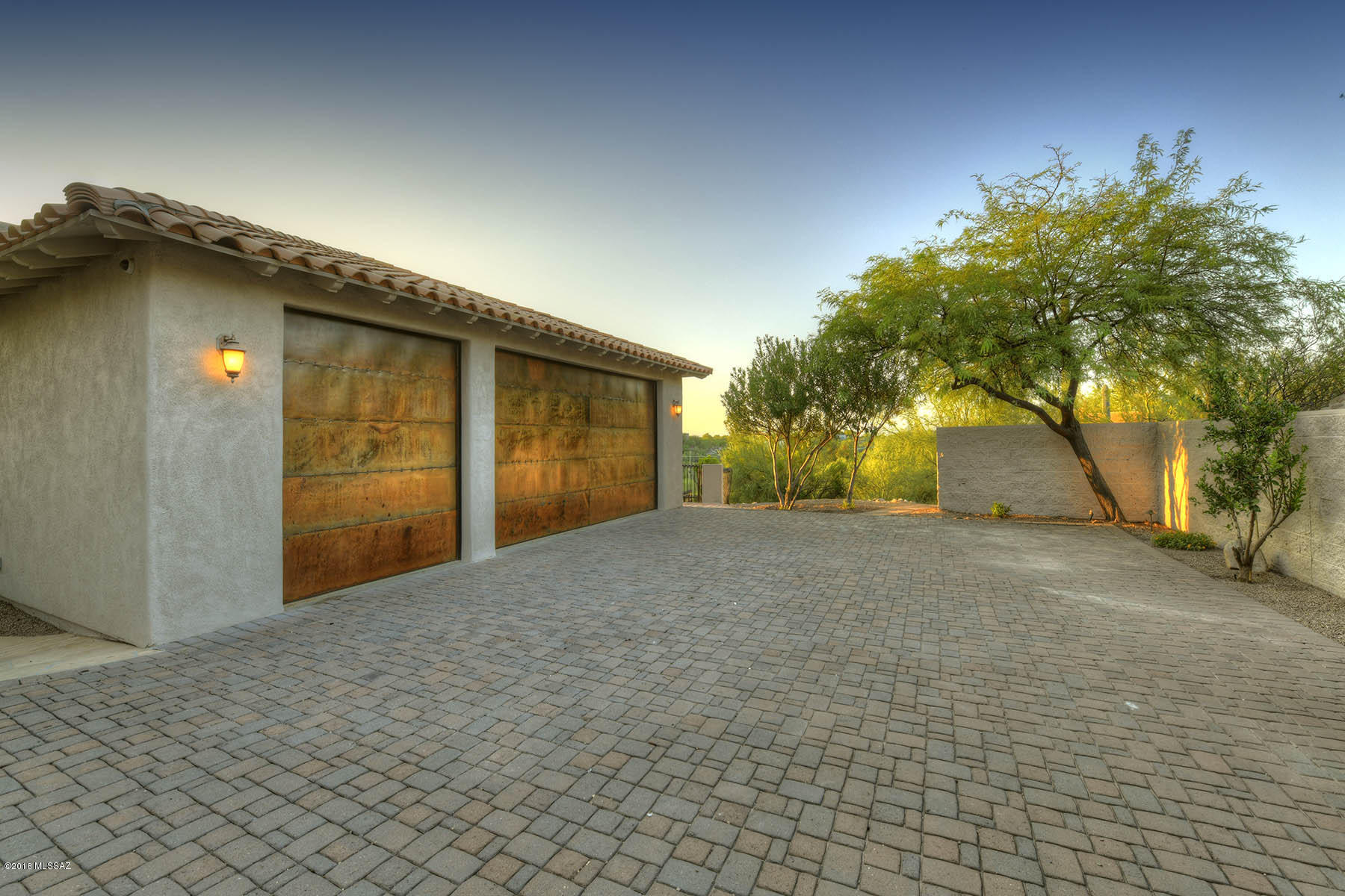 Eleven Arches (1-12) - Residential