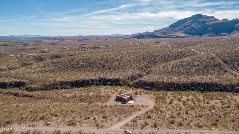 A home in Tubac