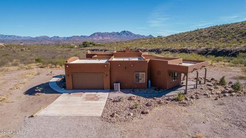 A home in Tubac