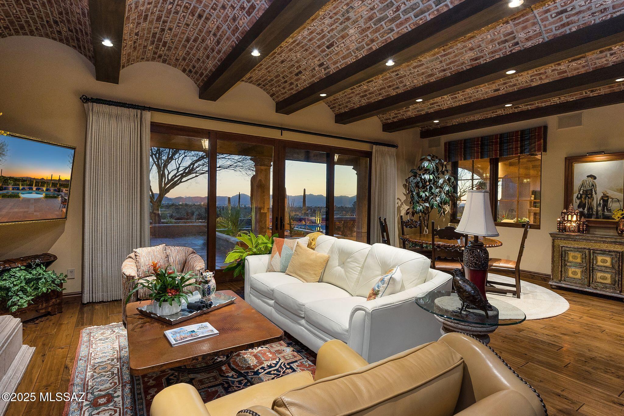 La Paloma Estates (69-78) - Residential